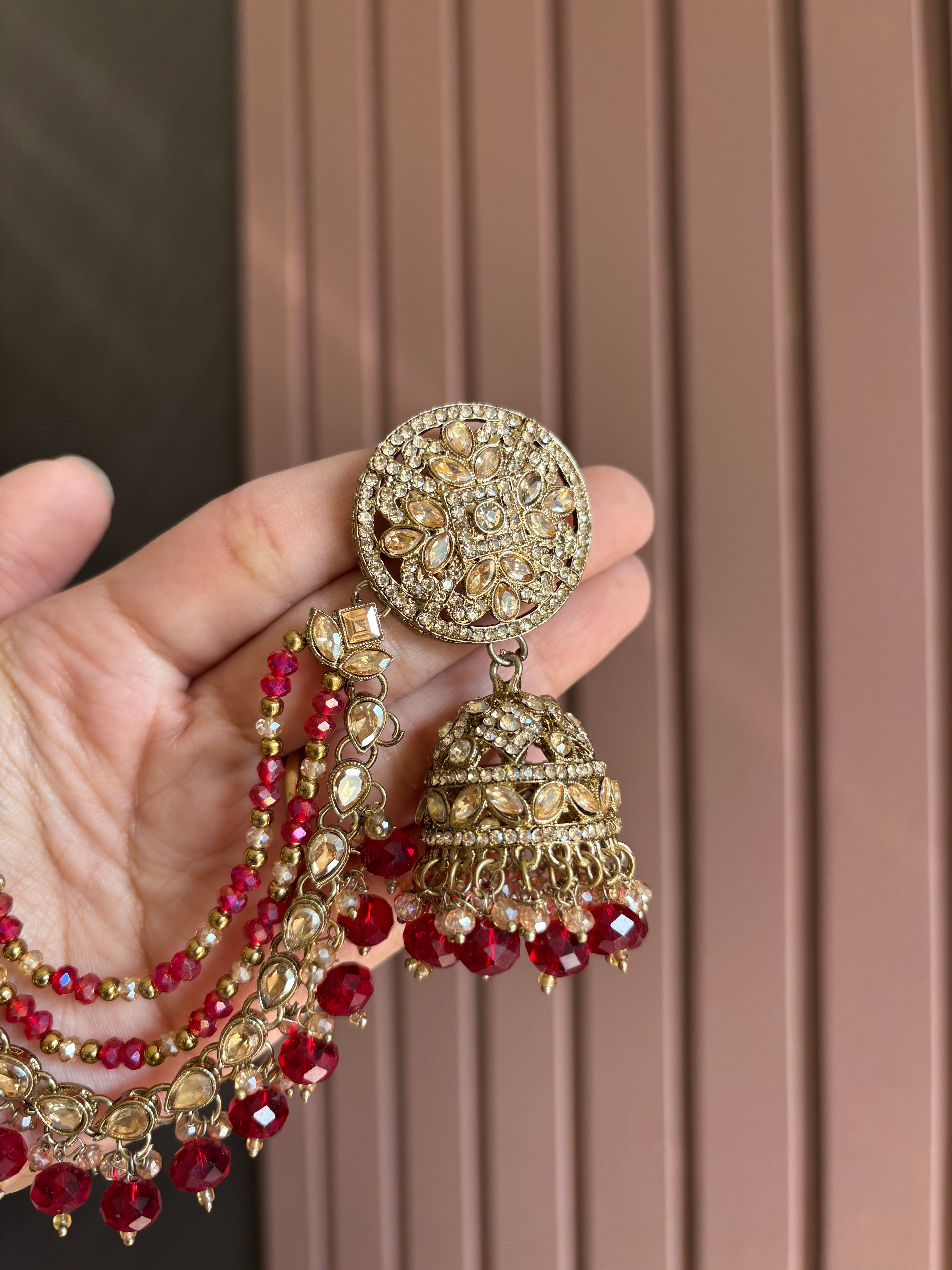 Round Maroon Mang Tikka With Jhumkas & Side Layers