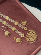 Punjabi Style Long Jadau Haar With Mang Tikka & Earrings Design-2