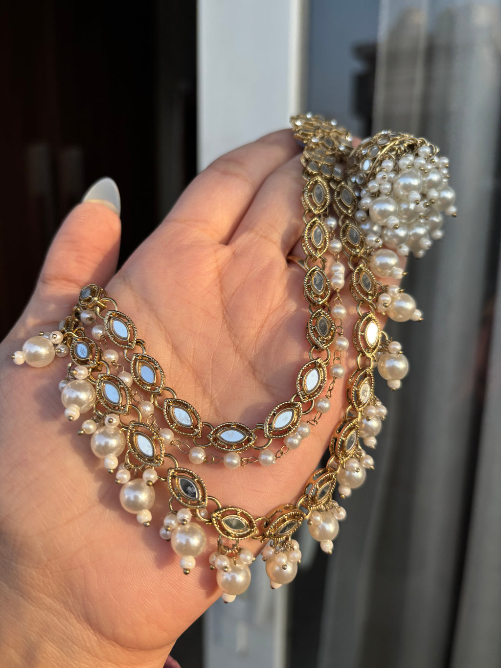 Nadia High Quality Designer Mirror Cut Mang Tikka With Jhumkas & Detachable Earchain