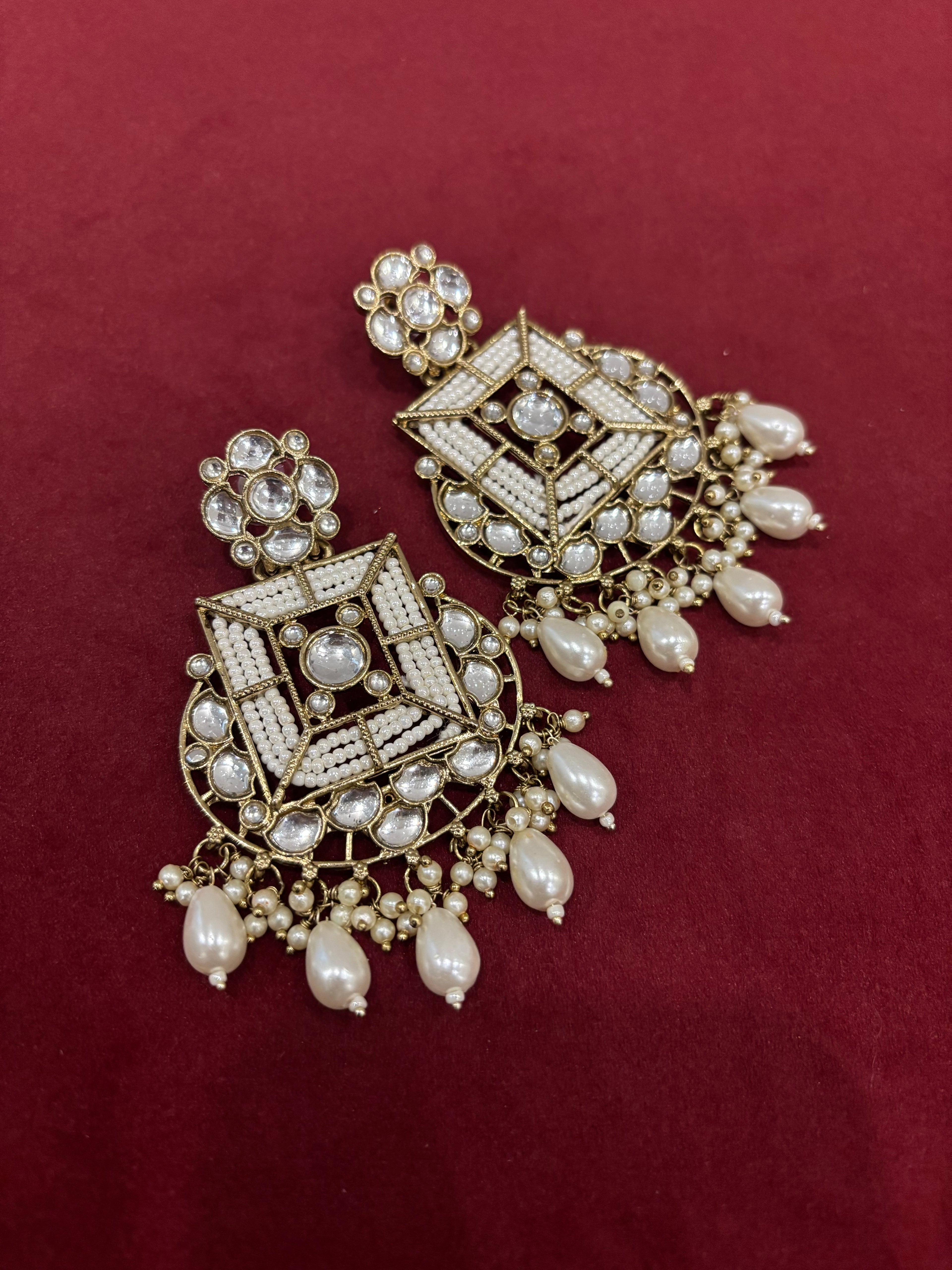 Rani Kundan & Pearl Touch Earrings