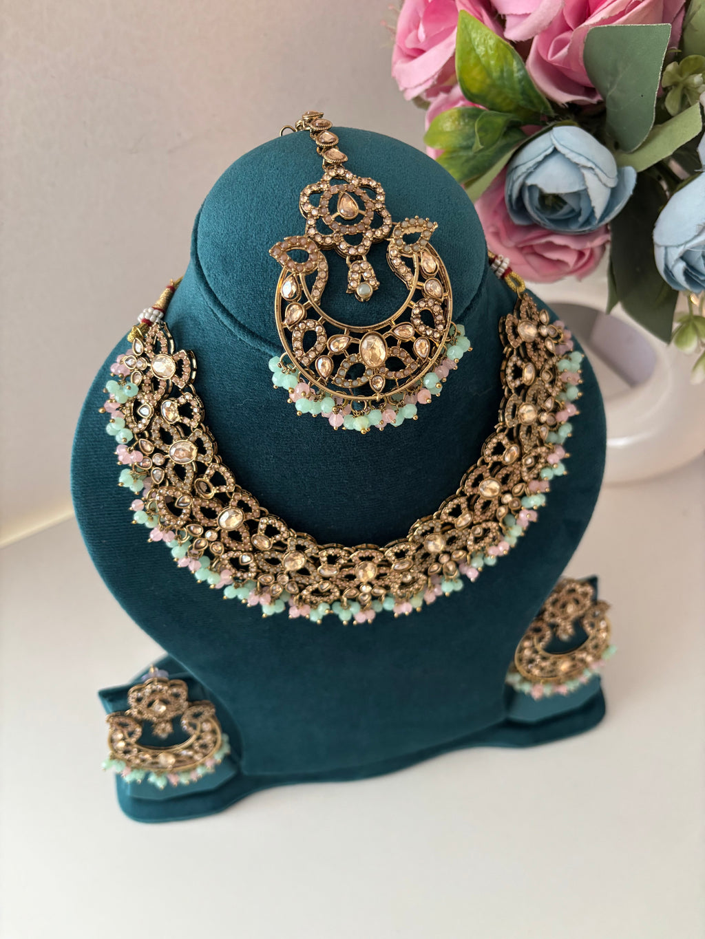 Navida Classy Necklace With Mang Tikka & Chandbali Earrings (Pink & Mint)