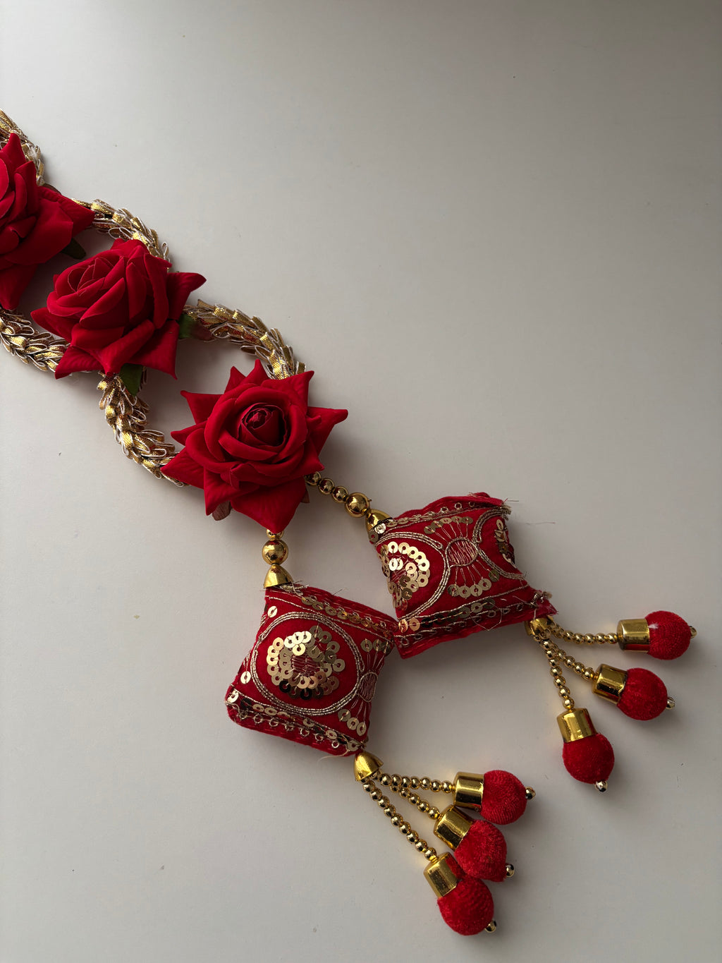 Dark Red Rose Parandi