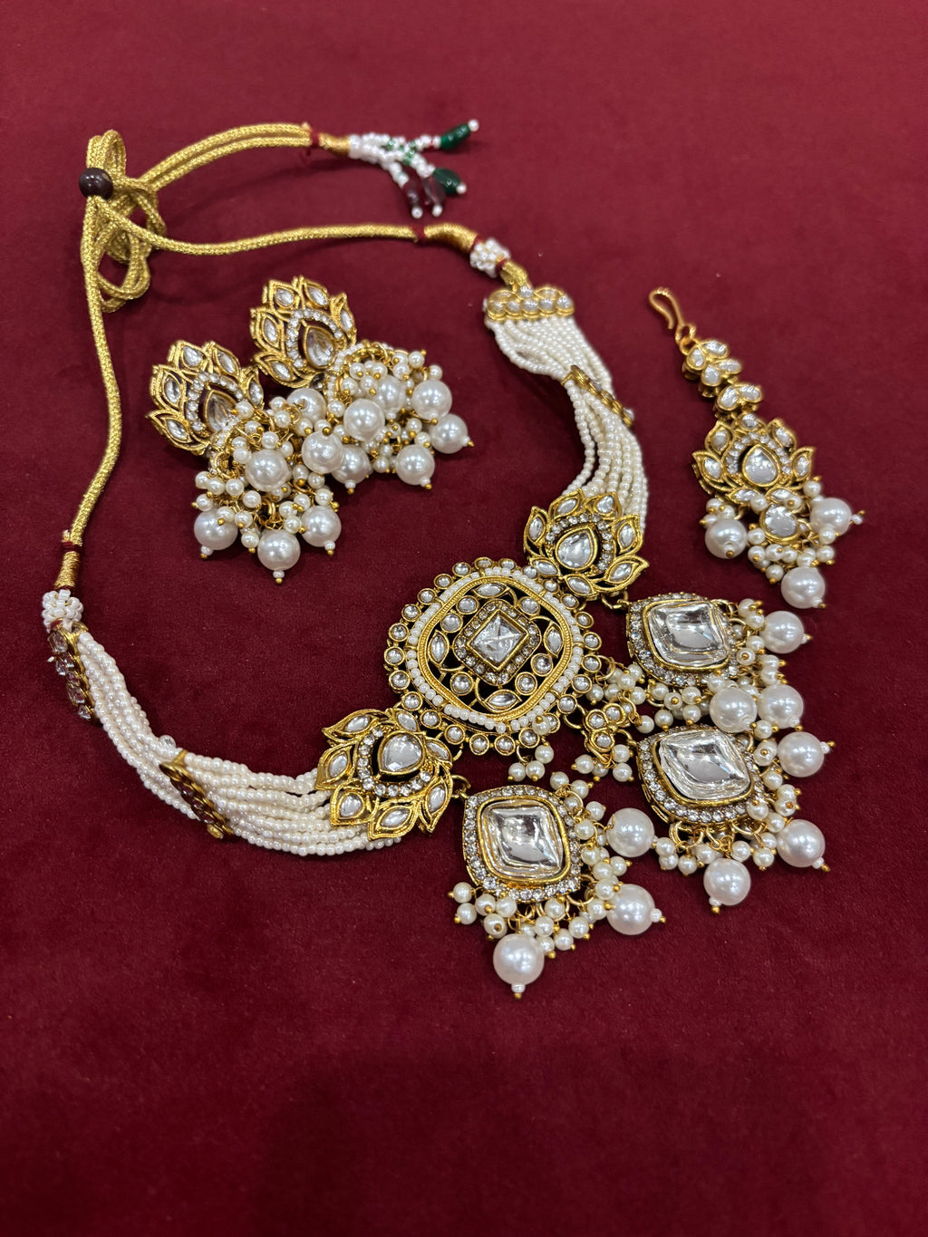 Kajal Choker Set With Mang Tikka & Jhumkas