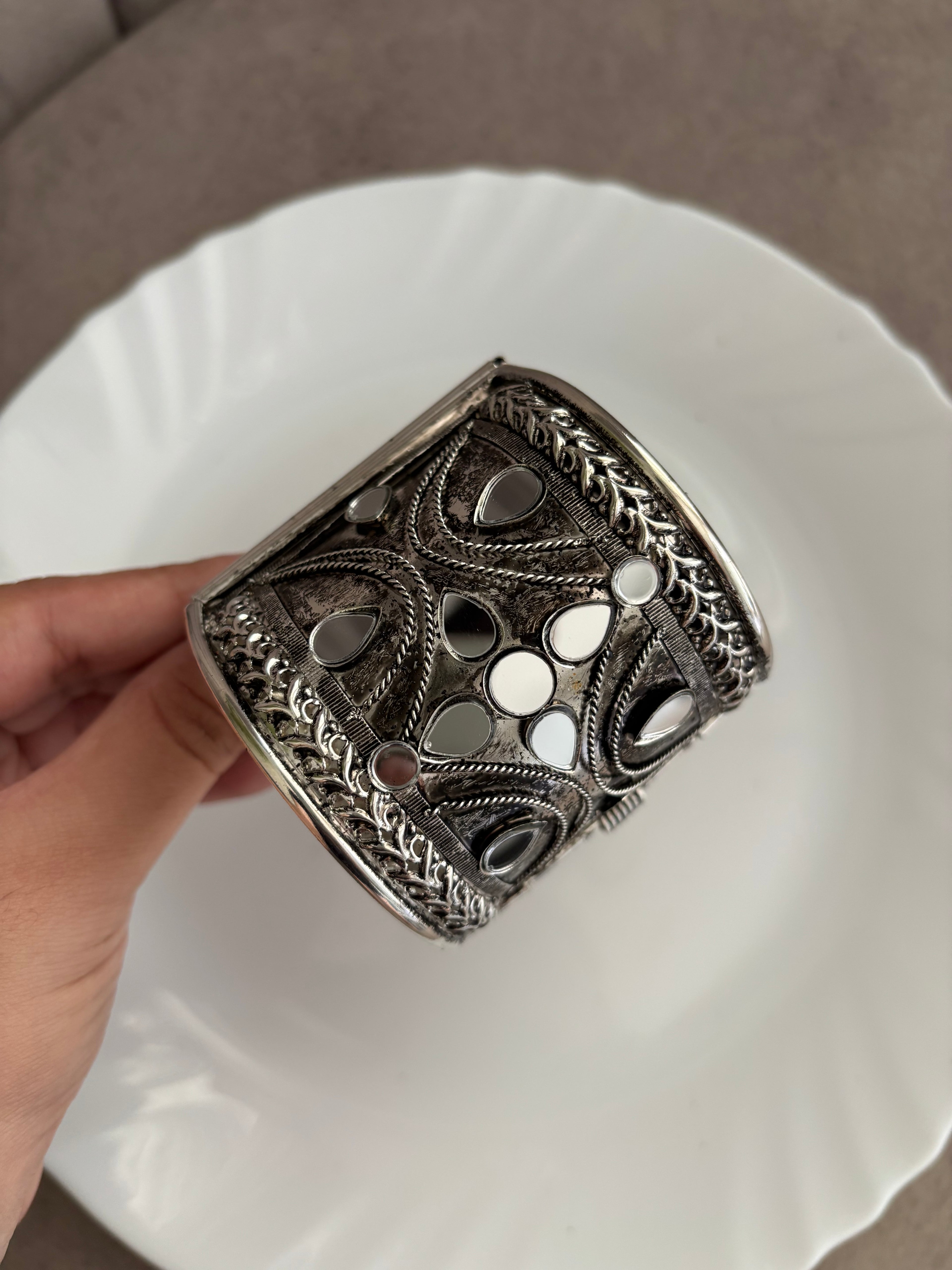 Silver Openable Bracelet With Mirror Work