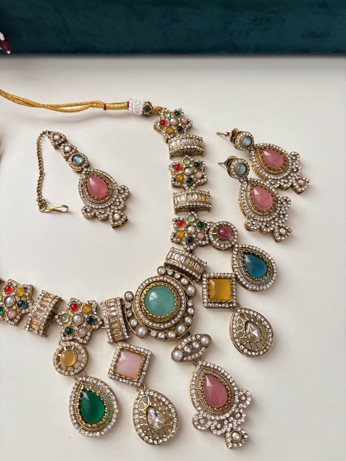 Premium Turkish Necklace With Mang Tikka & Earrings (Pastel Shade Mix)