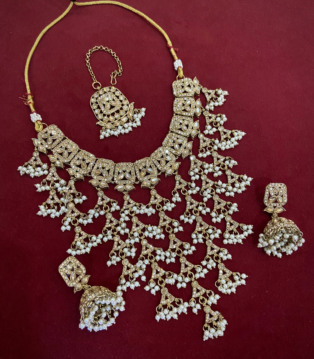 Rukaiya Jadau Layer Necklace With Mang Tikka & Jhumkas