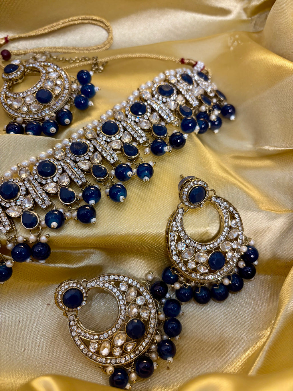 Navy Blue Choker Set With Mang Tikka & Chandbali