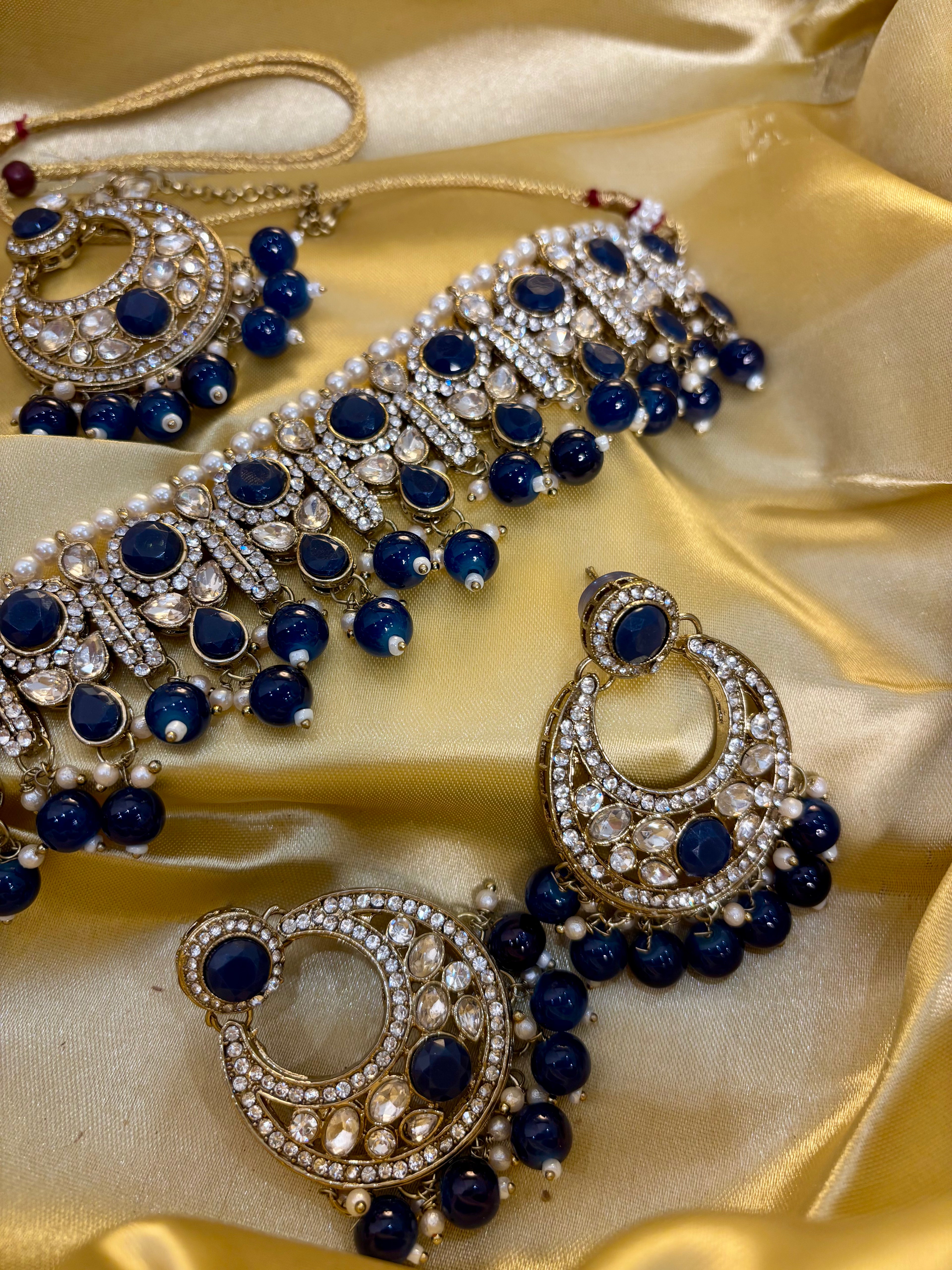 Navy Blue Choker Set With Mang Tikka & Chandbali