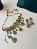 Princess Jasmine Turkish Necklace With Mang Tikka & Earrings (Turquoise)