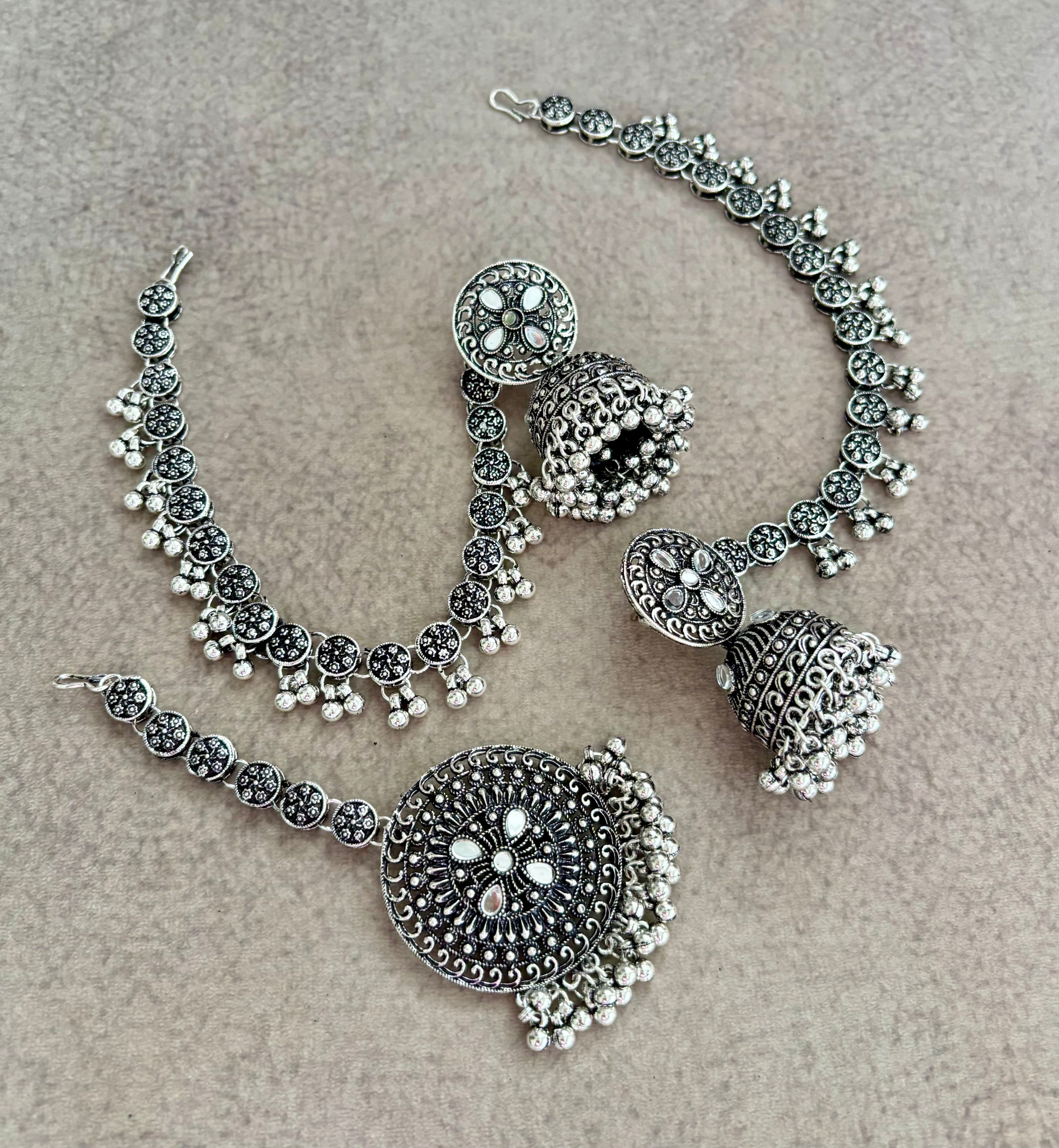 Silver Mang Tikka with Jhumkas & Side Layers