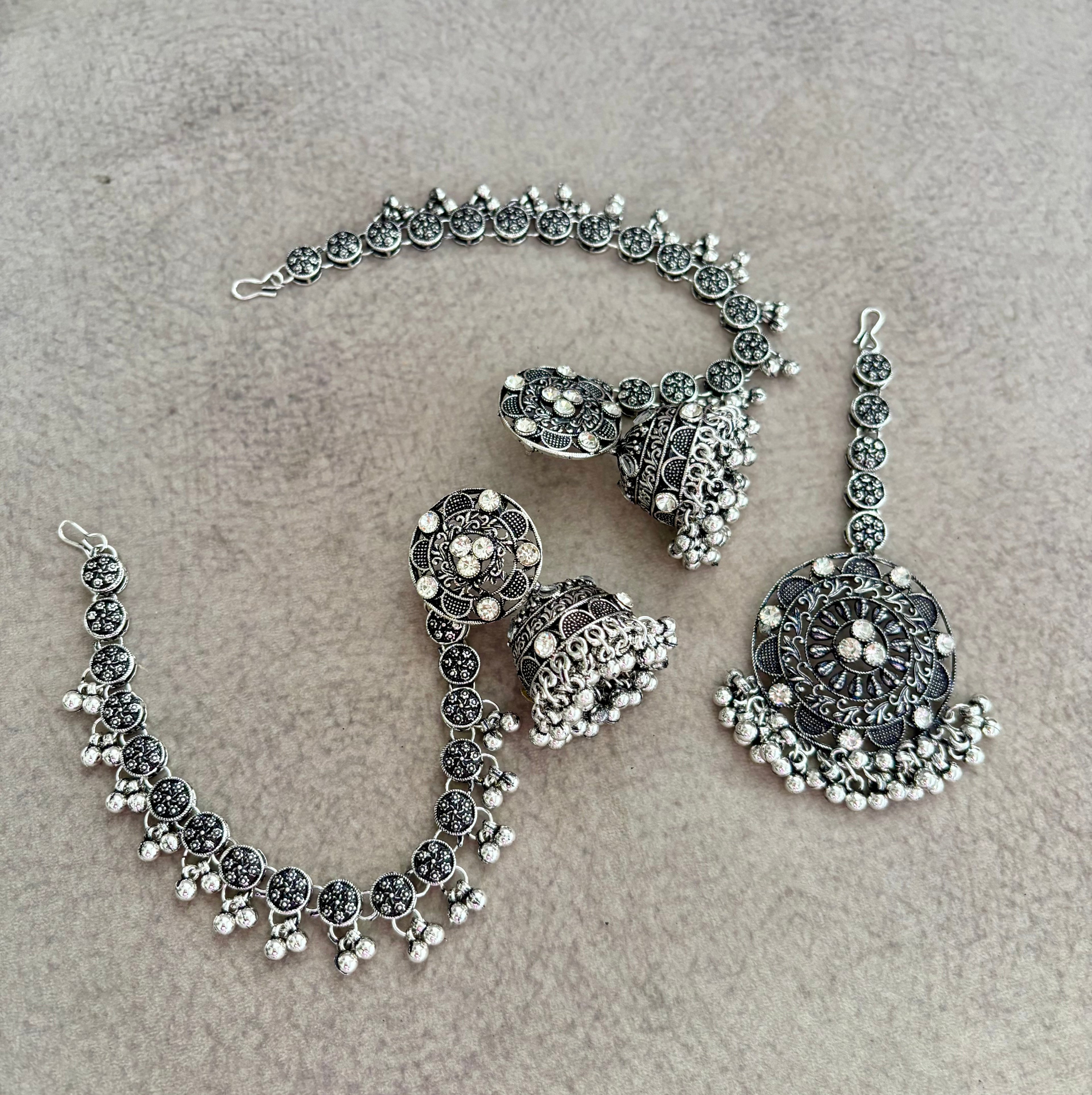 Gol Silver Mang Tikka & Jhumkas With Side Layers