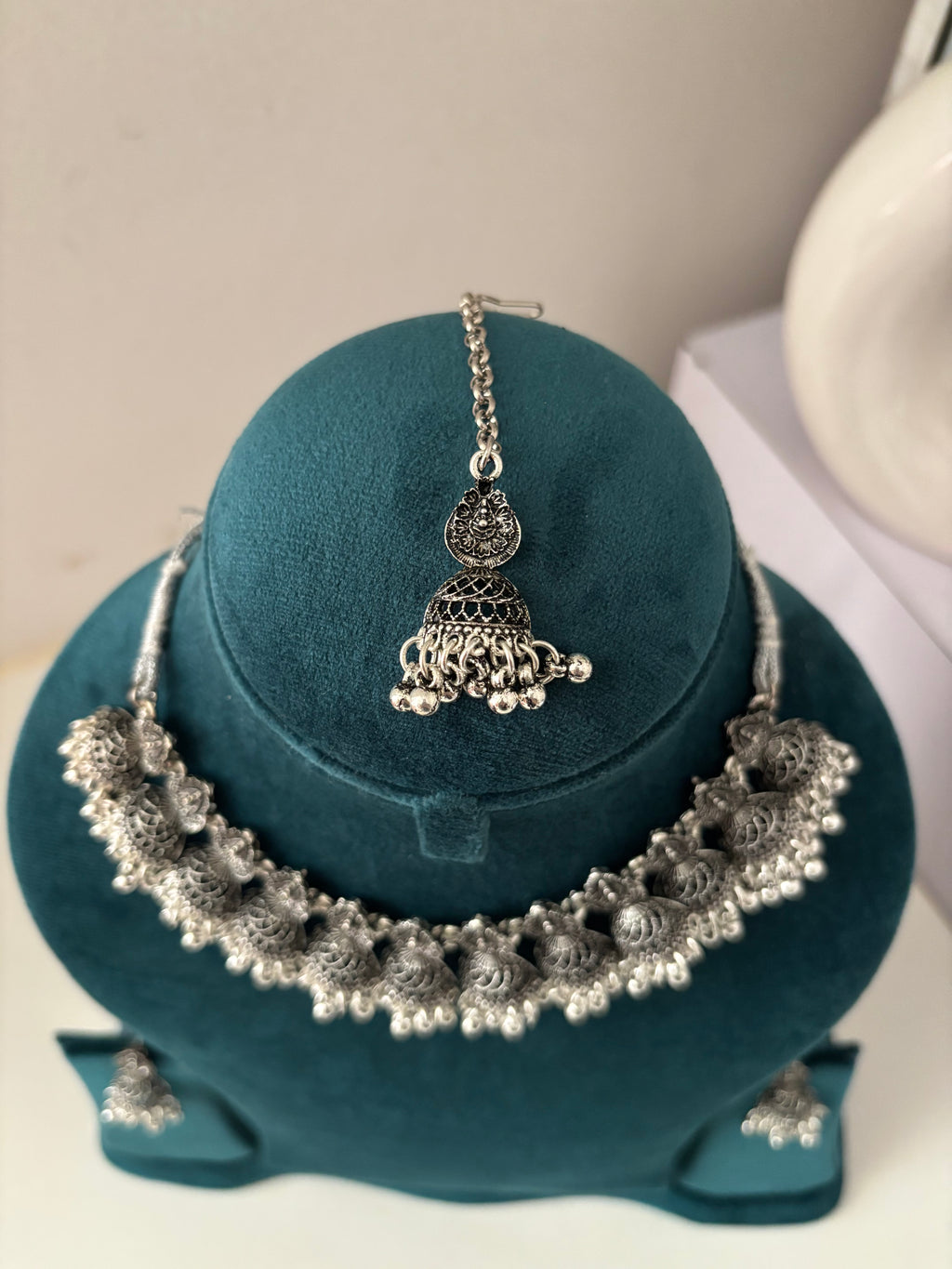 Designer Silver Necklace With Mang Tikka & Jhumkas