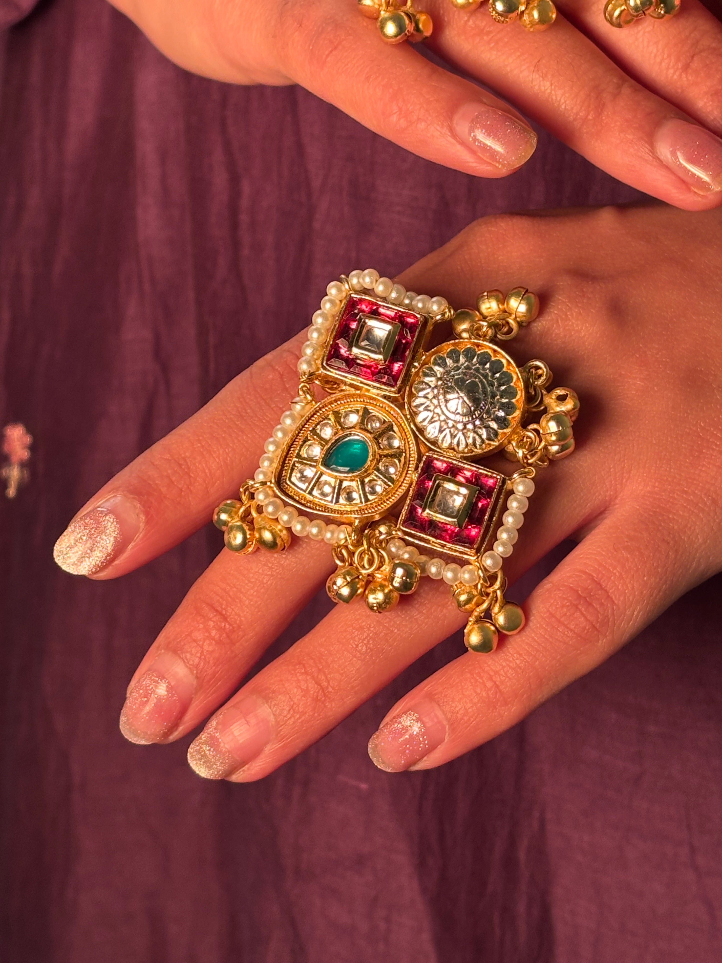 Ruby & Emerald Mix Ghunhgroo Touch Adjustable Ring