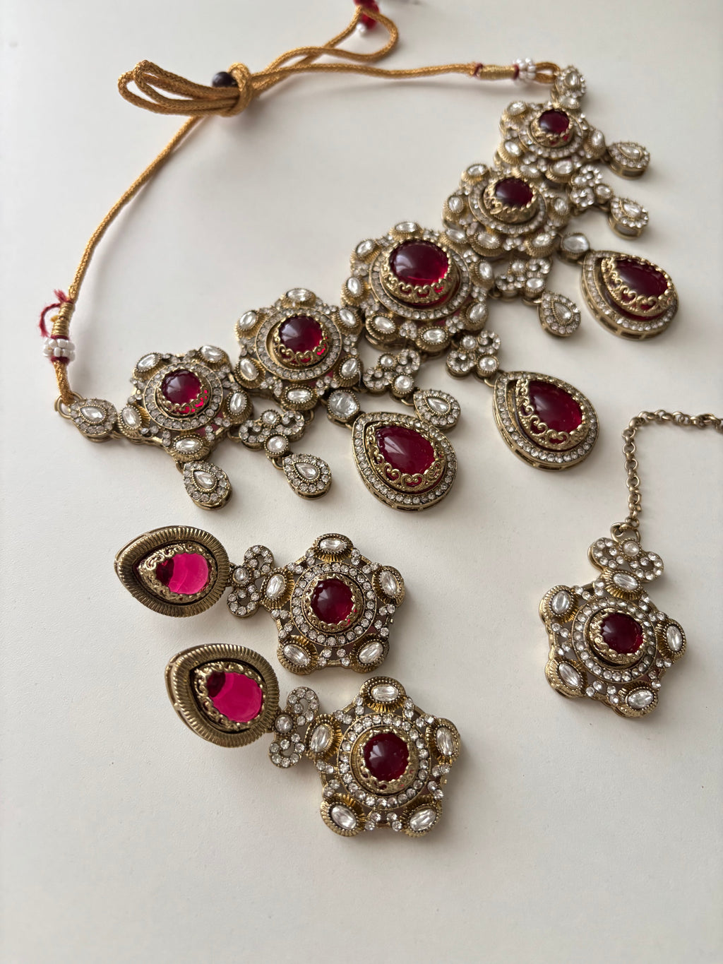 Princess Jasmine Turkish Choker Set With Mang Tikka & Earrings (Ruby)