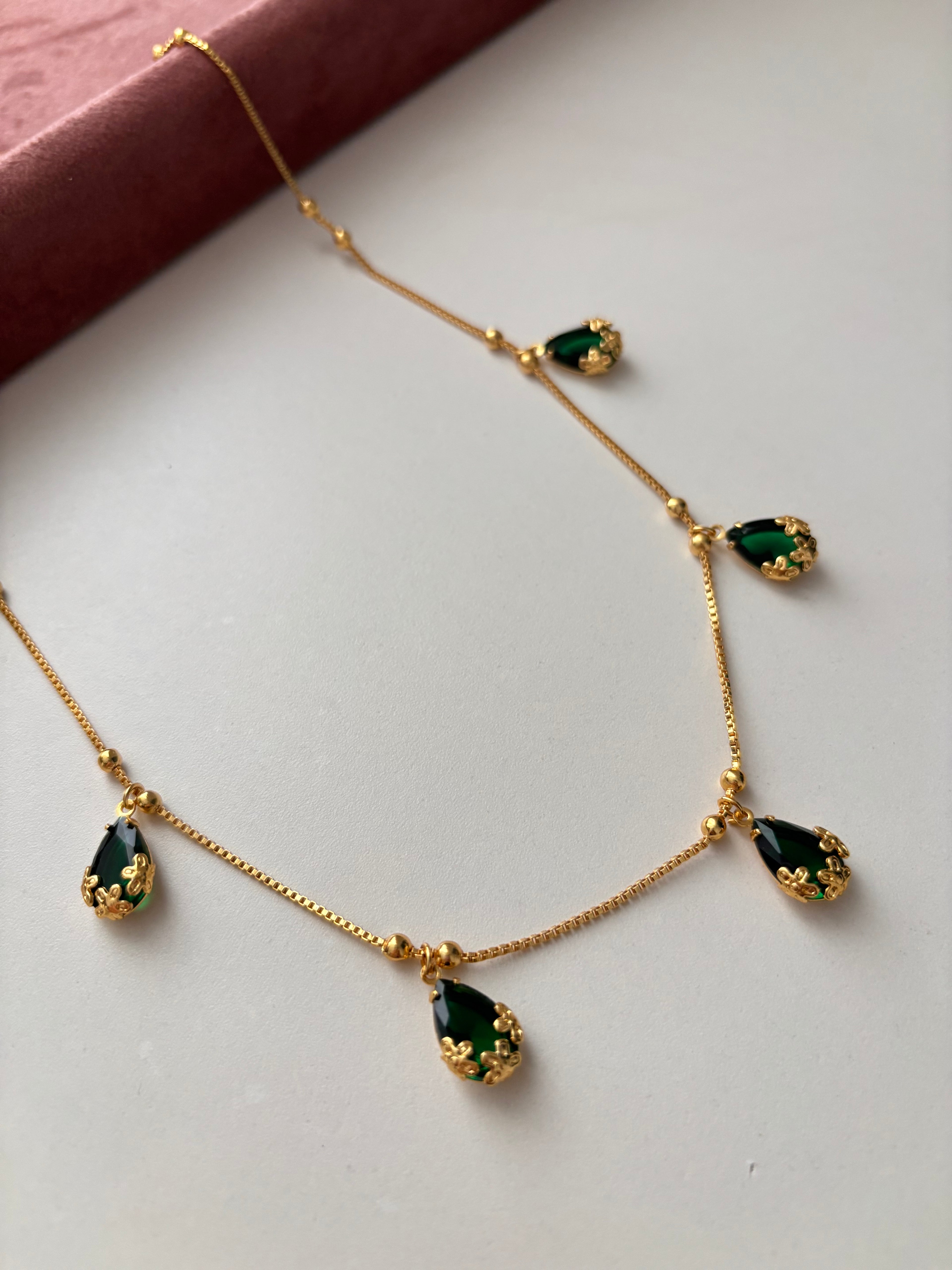 Emerald Droplet Neckchain