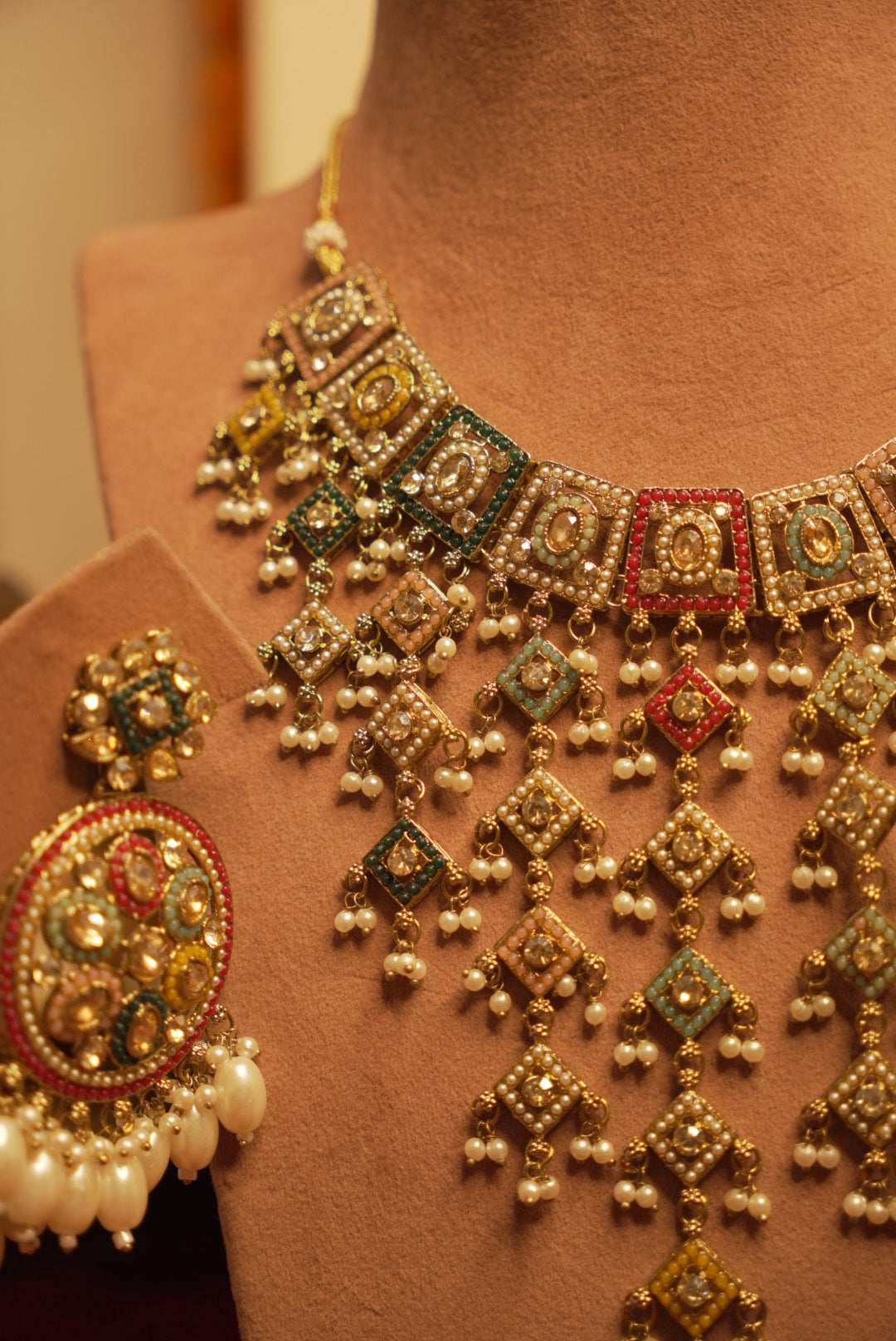 High Quality Designer Pakistani Style Layer Necklace With Mang Tikka & Earrings