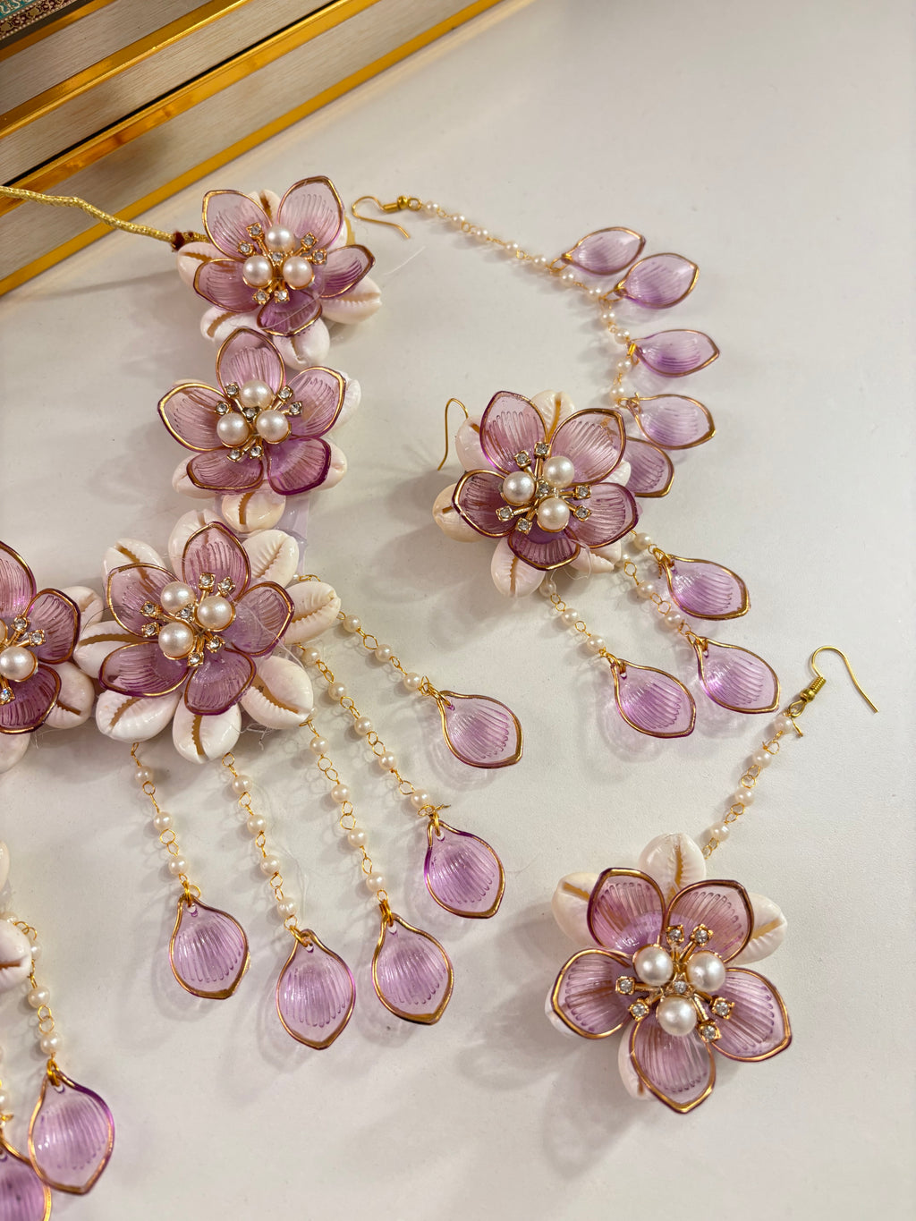 Rose Petal & Mogra Touch Necklace With Mang Tikka & Earrings With Side Layers (Lilac)