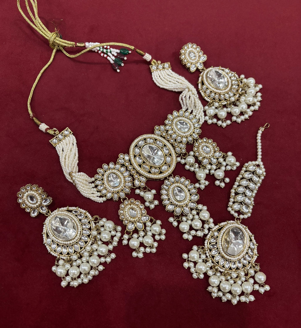 Neeti Ivory Heavy Look Choker Set With Mang Tikka & Earrings
