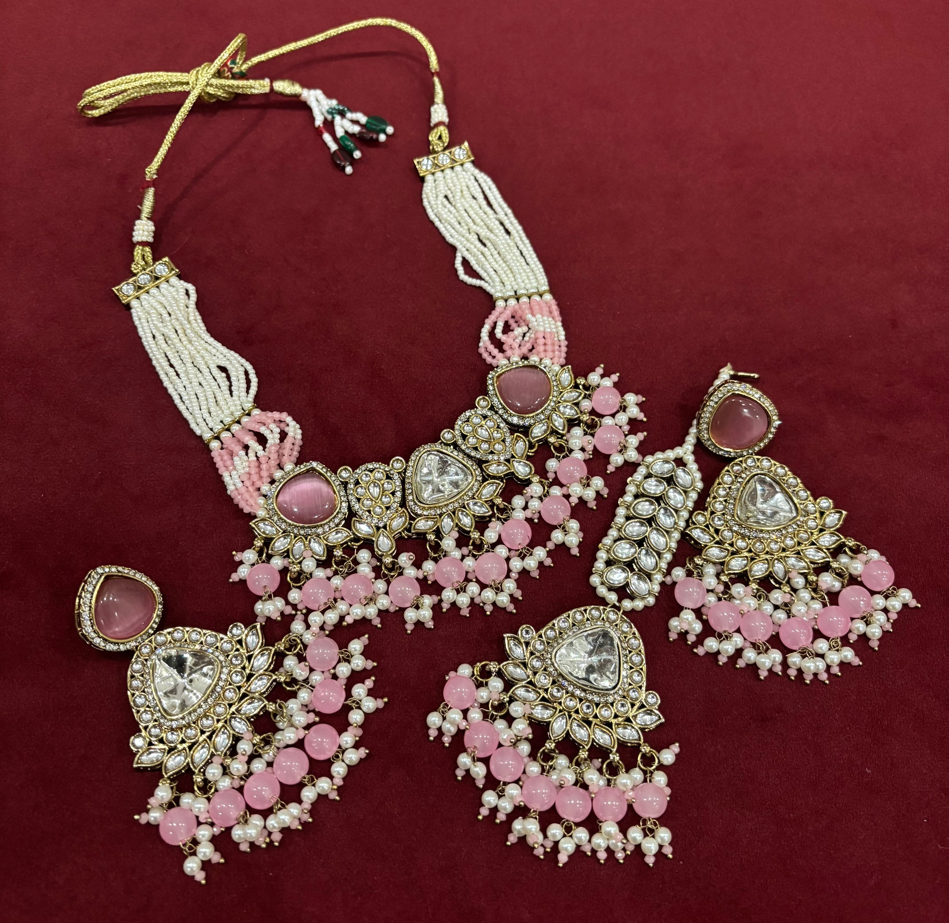 Baby Pink Navneet Choker Set With Mang Tikka & Earrings