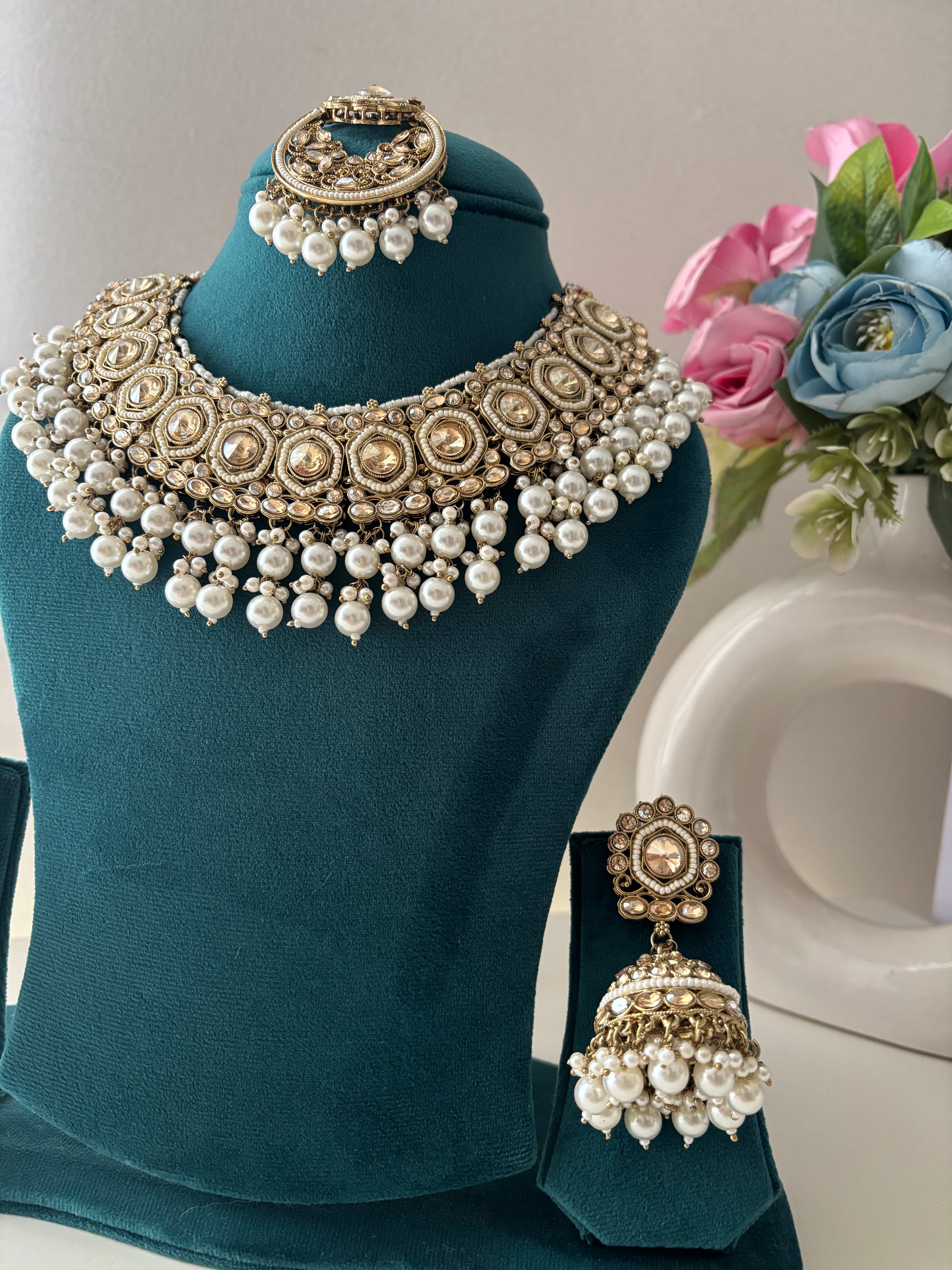 Classic Champagne & Pearl Touch Necklace With Mang Tikka & Jhumkas