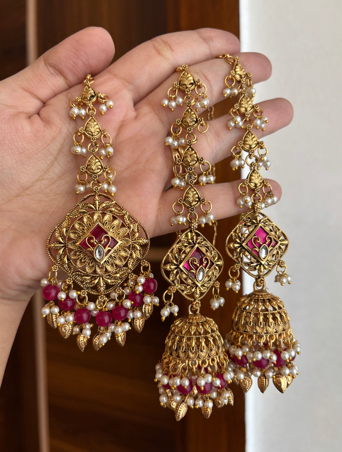 Mankirt Punjabi Style Mang Tikka & Jhumkas With Sahara (Mazanta)