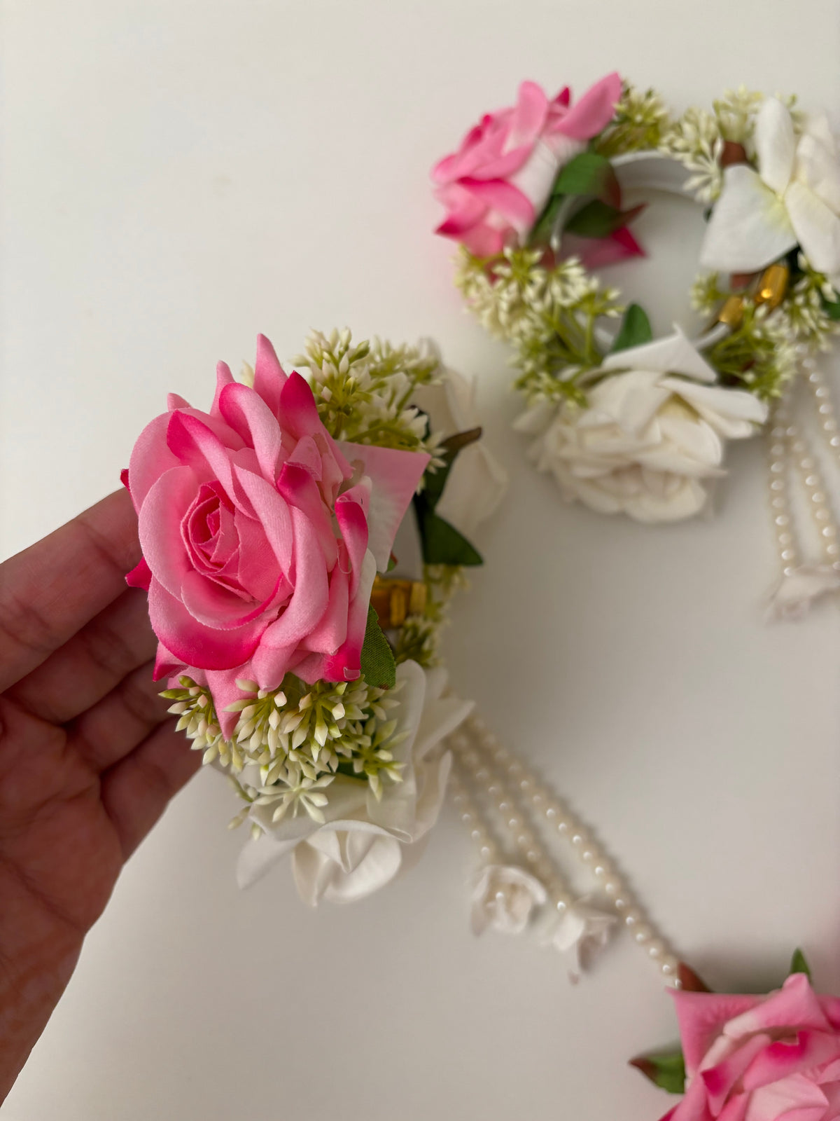 Floral Kaleera (White/Pink) Adjustable Size