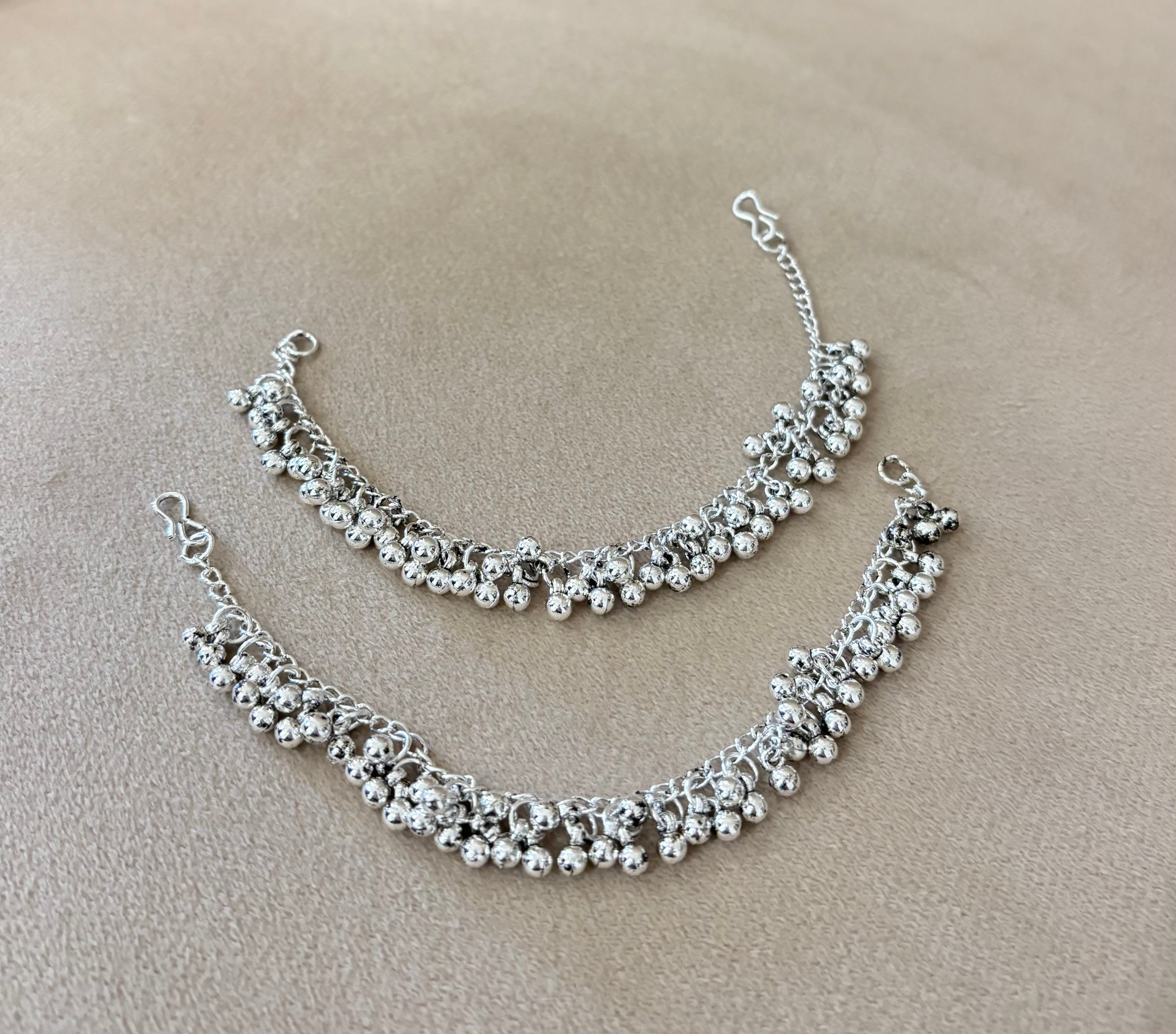 Silver Sleek Side Layer Earchain