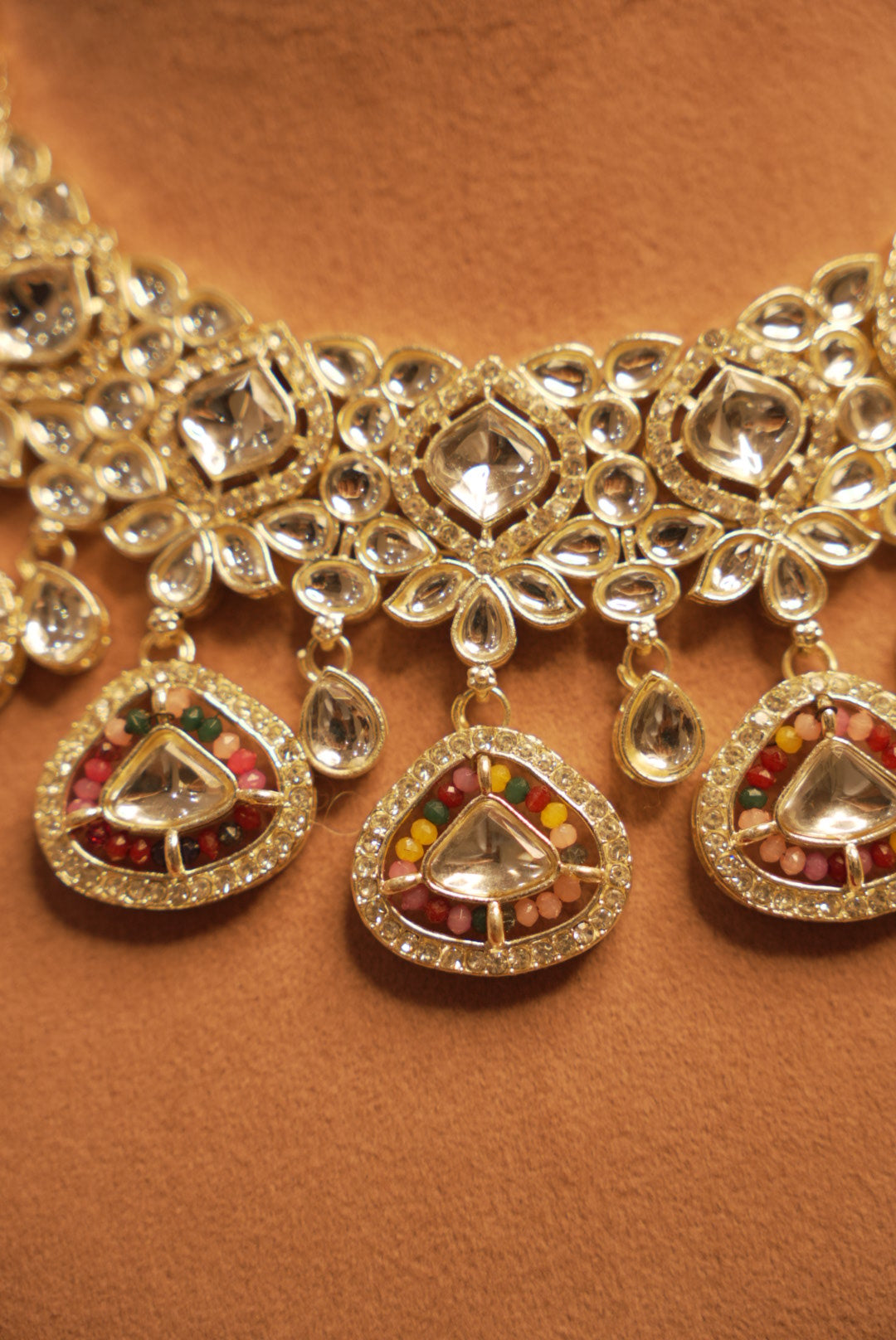 Multi Victorian Style Necklace With Mang Tikka & Earrings