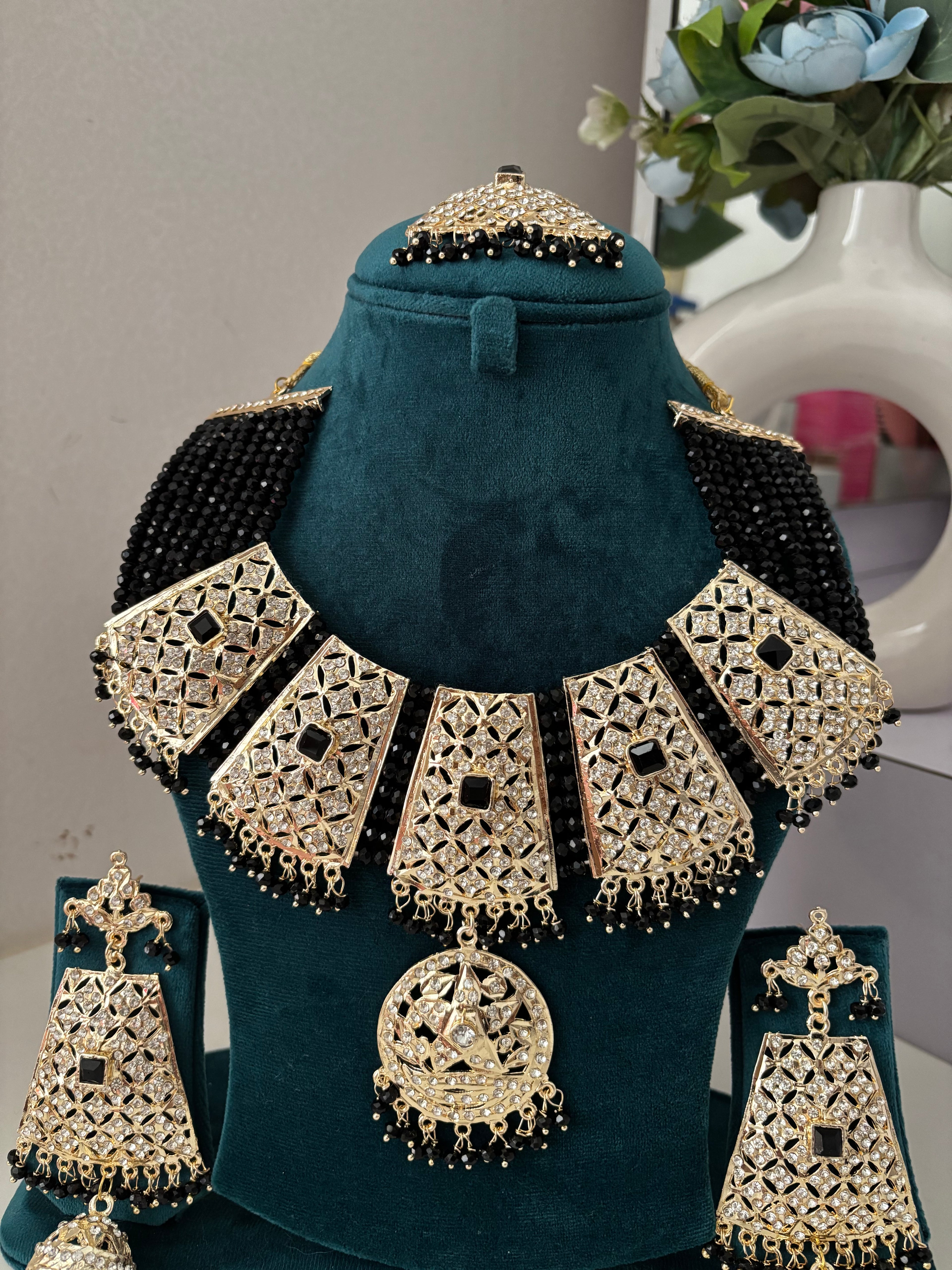 Royal Black Jadau Heavy Look Necklace With Mang Tikka & Long Earrings