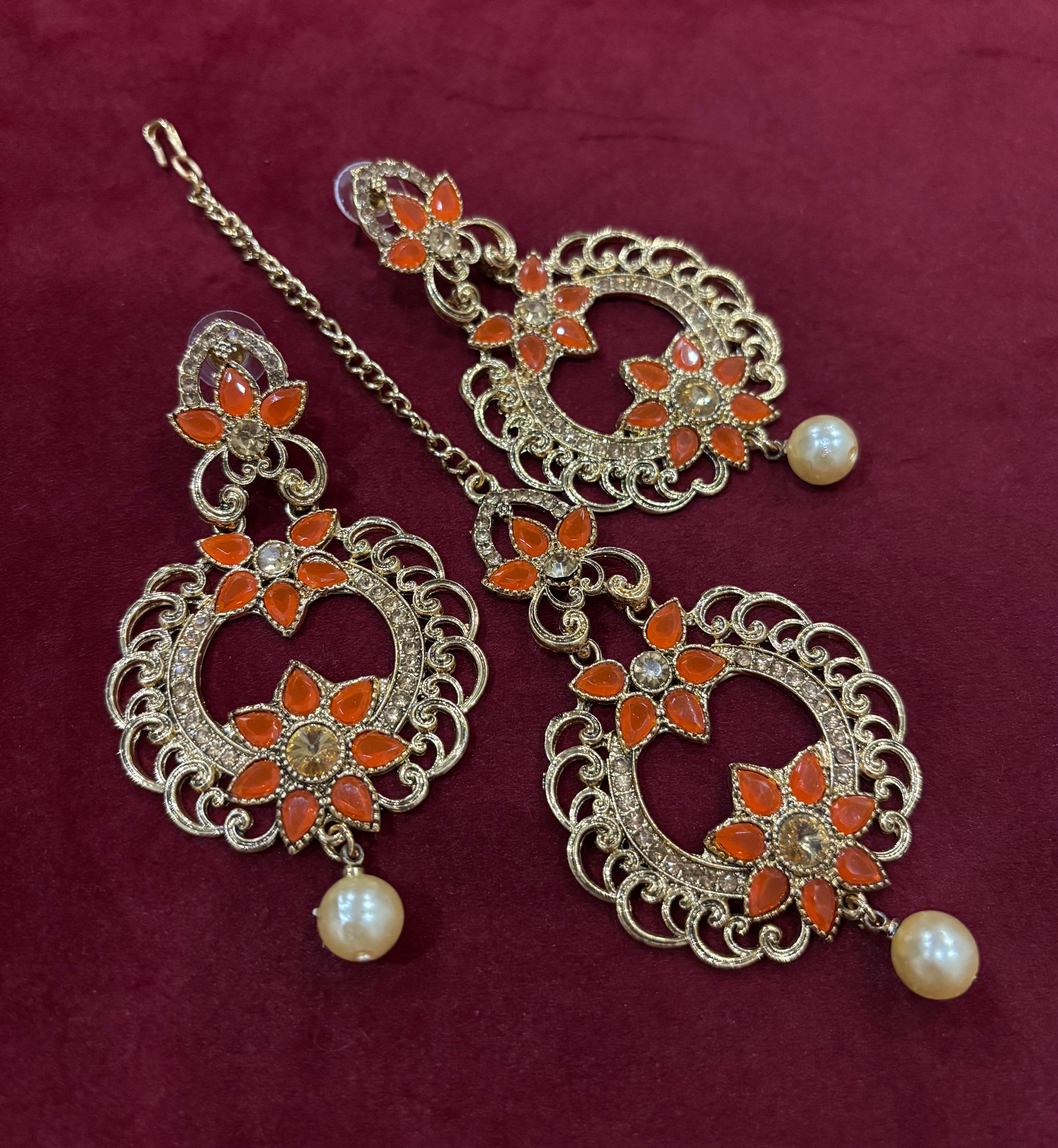 High Quality Designer Orange Mang Tikka With Long Earrings