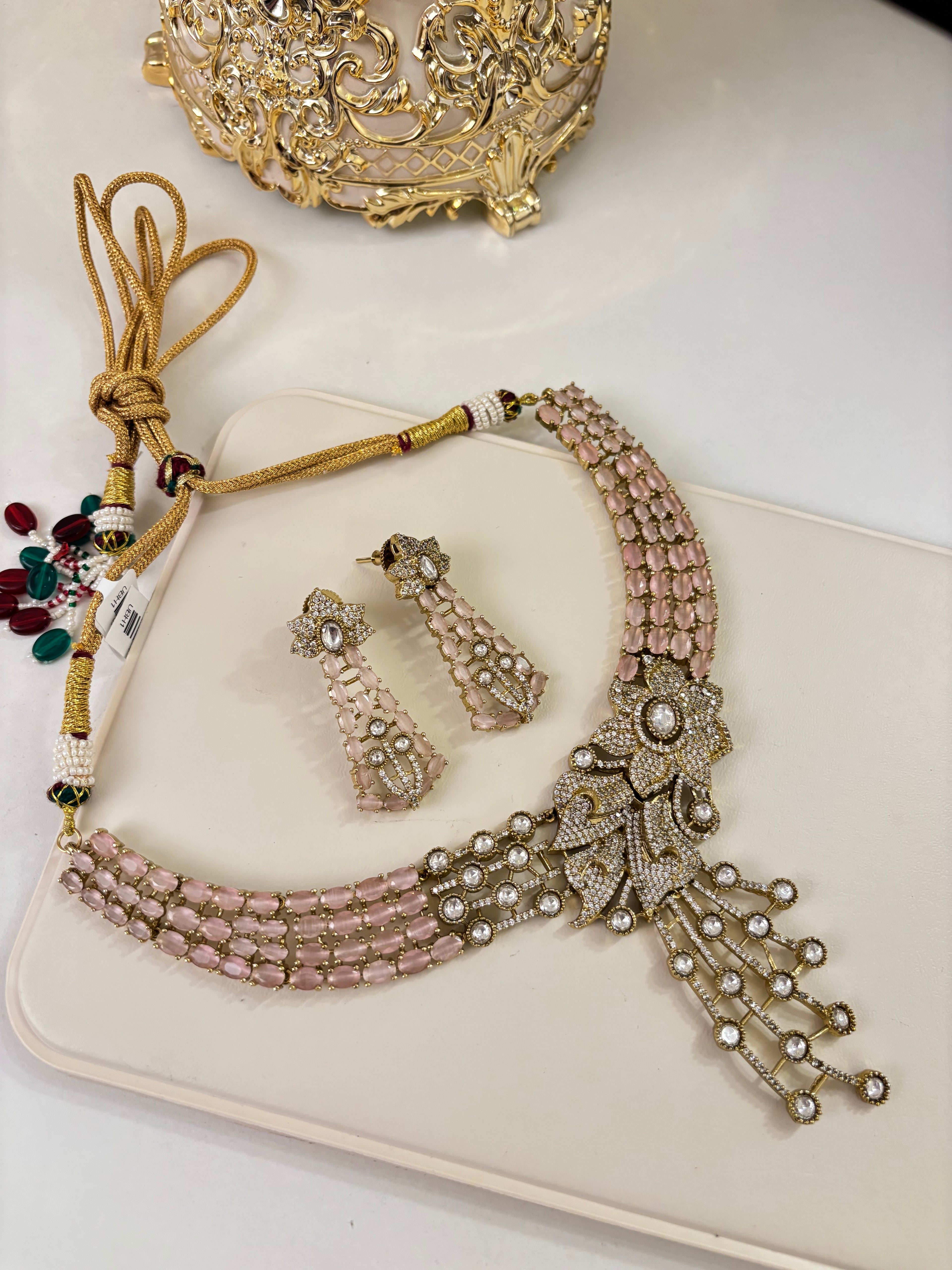 Premium Rose Statement Necklace With Earrings (Baby Pink)