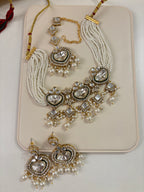 High Quality Designer Choker Set With Mang Tikka & Earrings