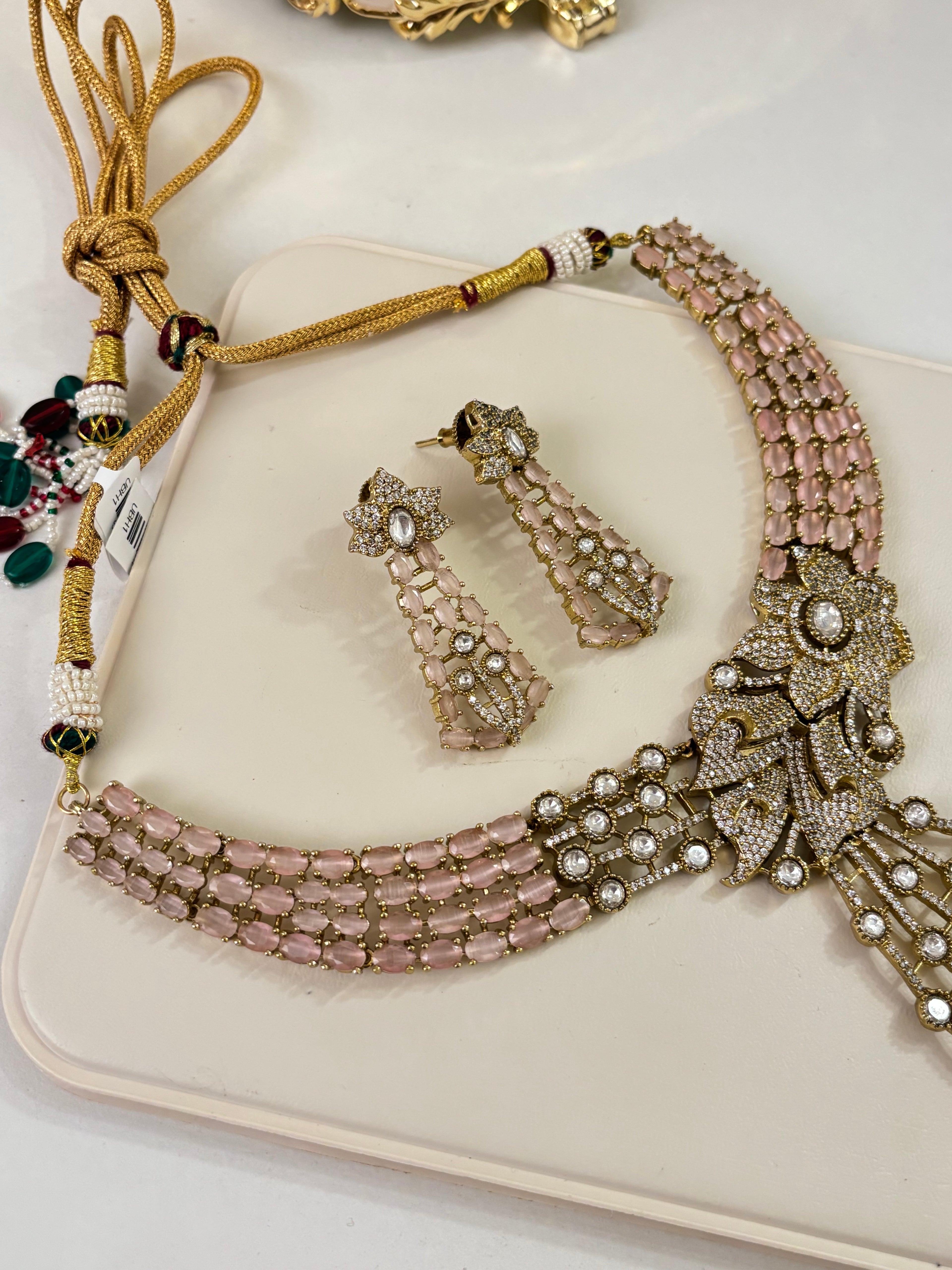 Premium Rose Statement Necklace With Earrings (Baby Pink)