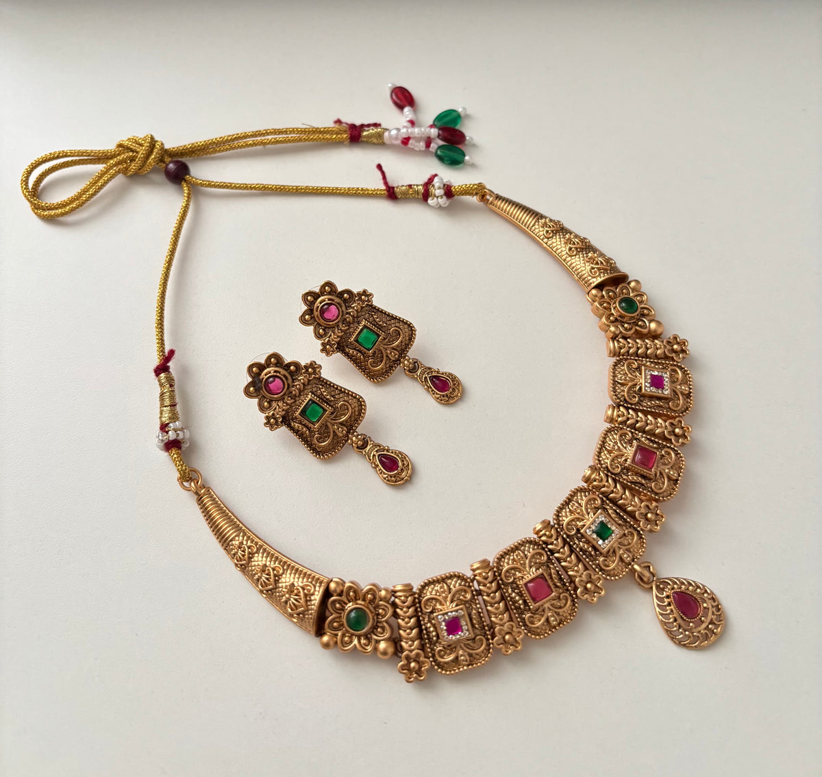 Premium Gold Look Like Sleek Necklace With Earrings (Ruby & Emerald Touch)