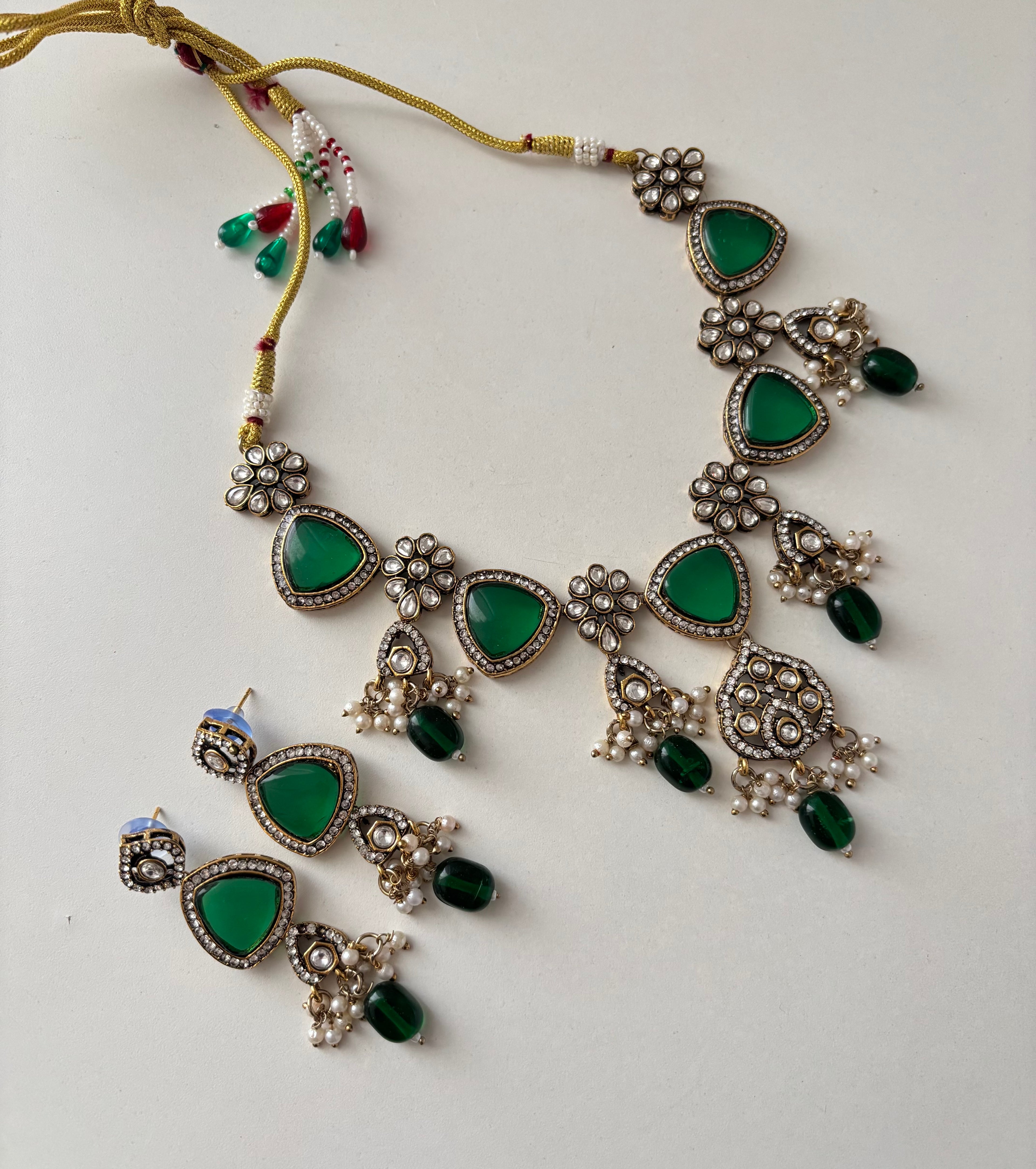 Shishuka Moissanite Necklace With Earrings (Emerald)