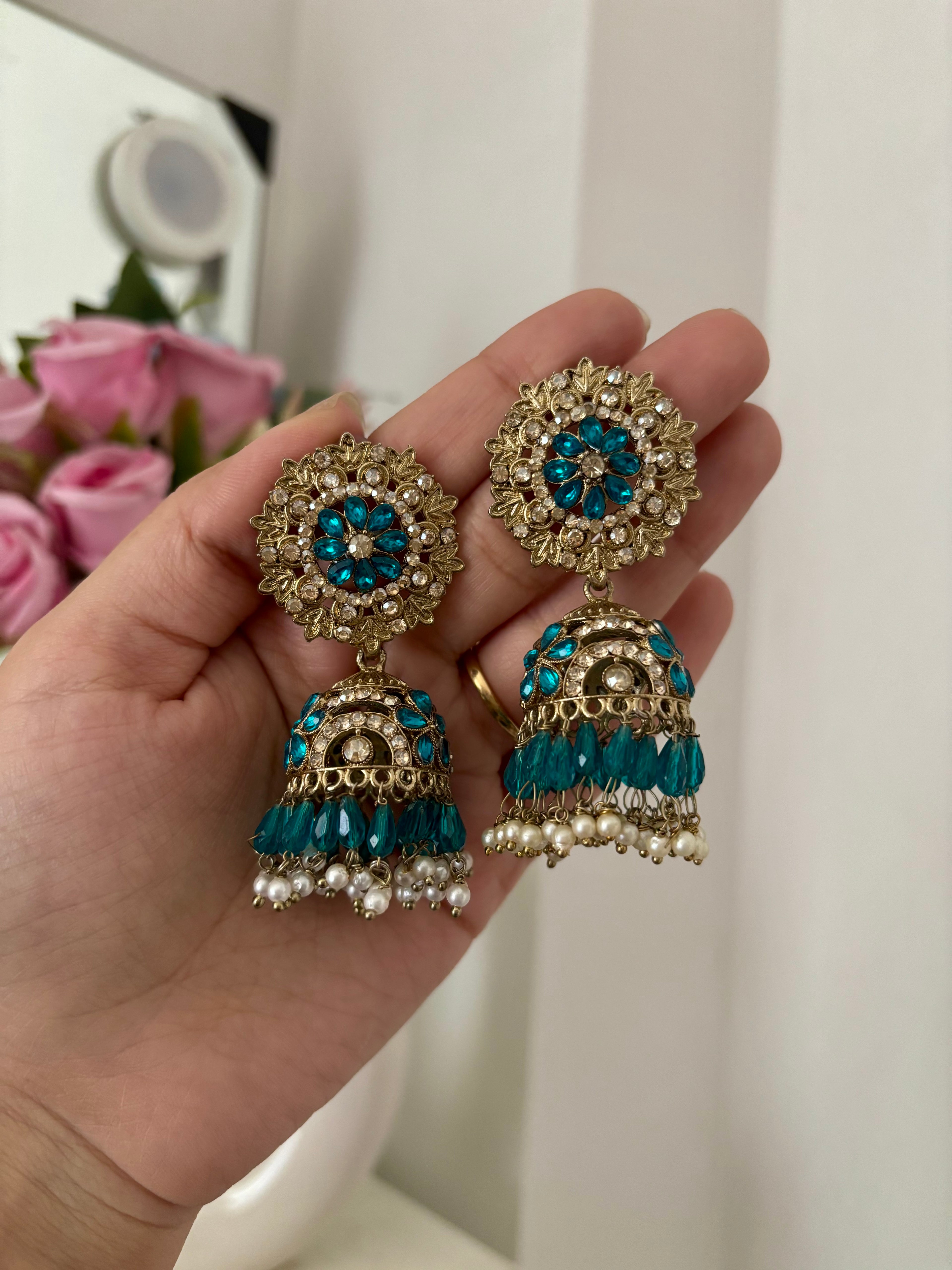 Firozi Jhumki