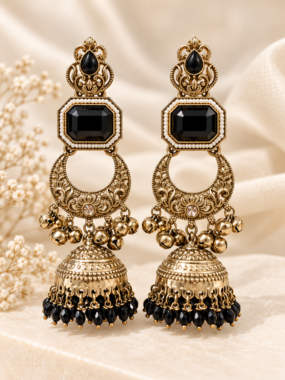 Ghungroo Chandbali Jhumkas (Black)
