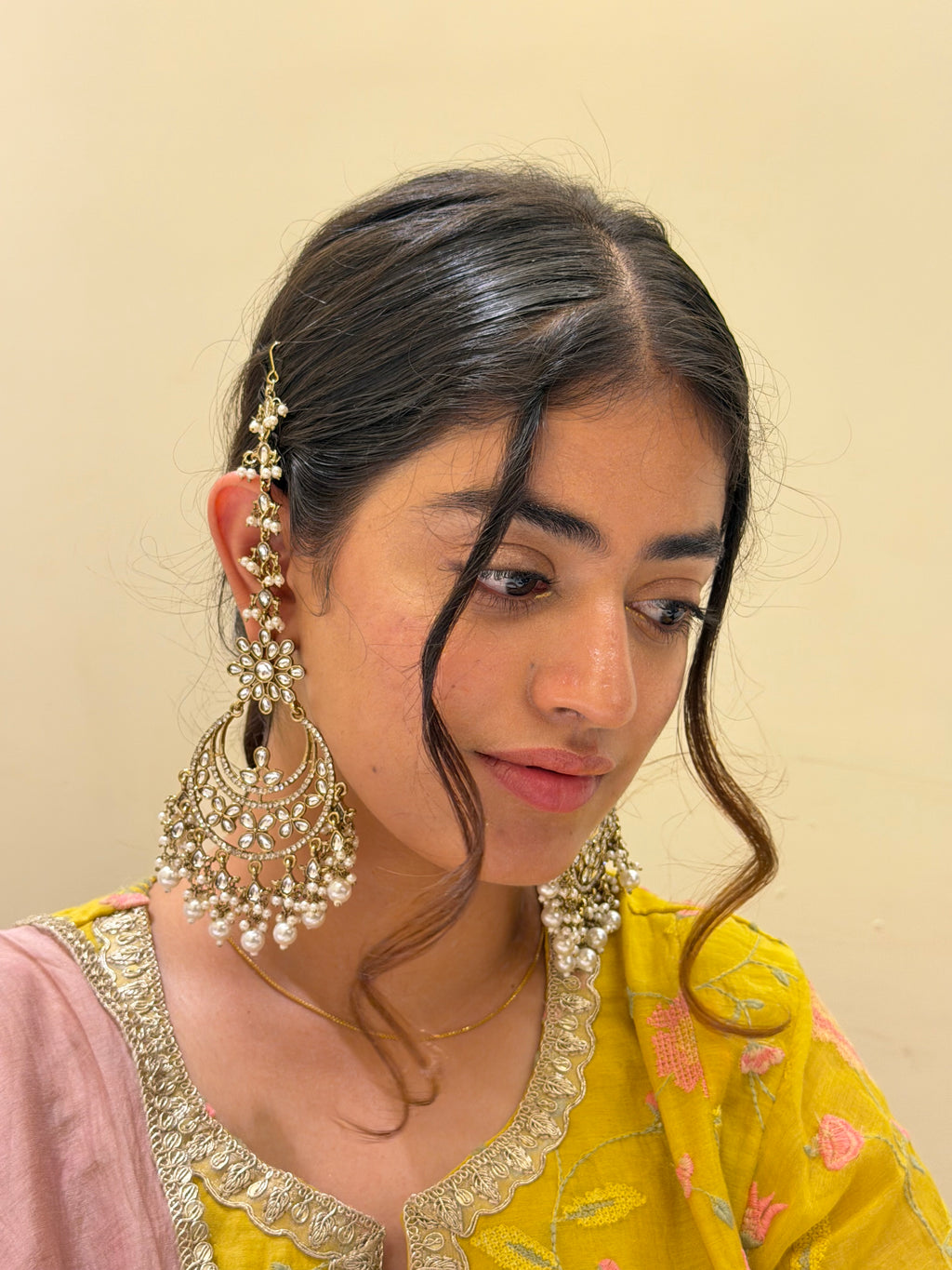 Jass Chandbali Earrings With Sahara