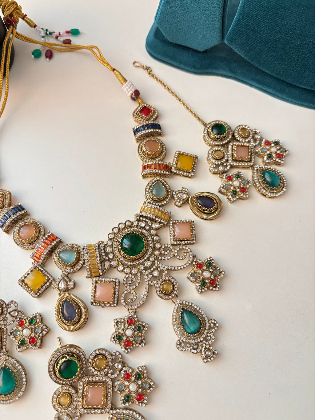 Princess Margarita Necklace With Mang Tikka & Earrings