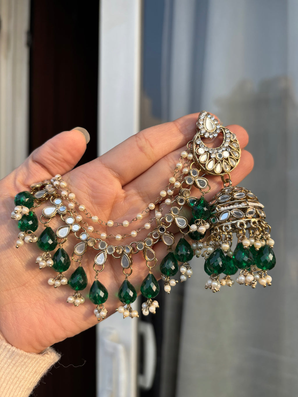 Almond Mirror Cut Mang Tikka With Jhumkas & Side Layers ( Dark Green )