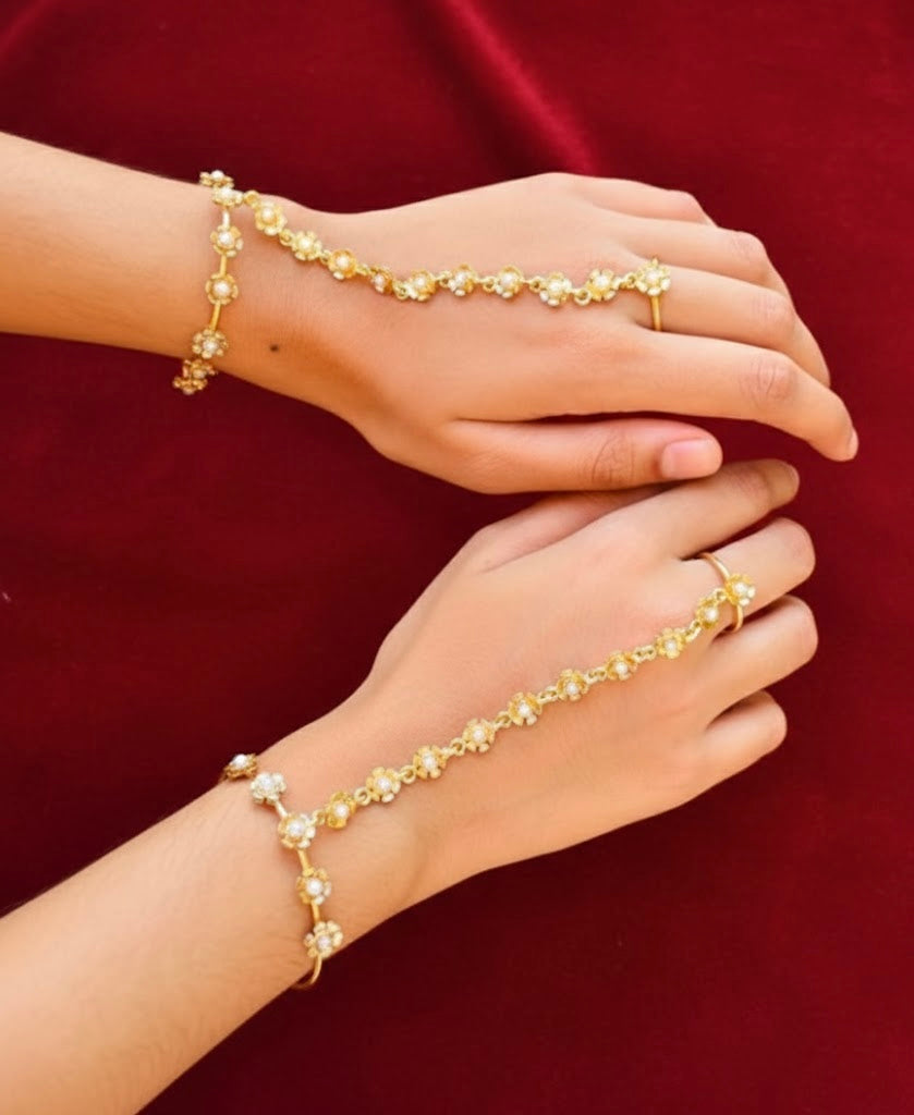 Pearl Flower Line Adjustable Hathphool Pair