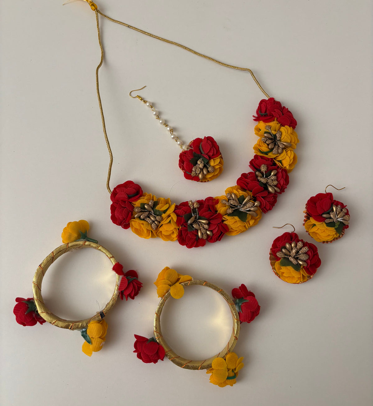 Bano Mehandi Combo (Yellow/Red)