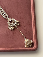 Kundan Flower Parandi With Latkan