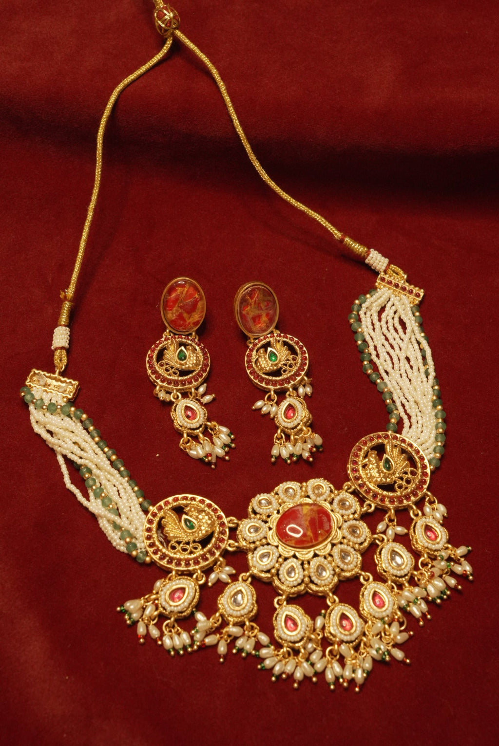 High Quality Designer Gold Look Like Necklace With Earrings
