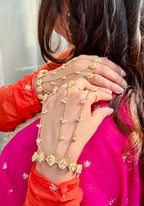 Maryam Premium Quality Pachi Kundan & Pearls Touch Adjustable Hathphool ( Pair )