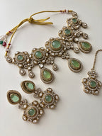 Princess Jasmine Turkish Choker Set With Mang Tikka & Earrings (Mint)