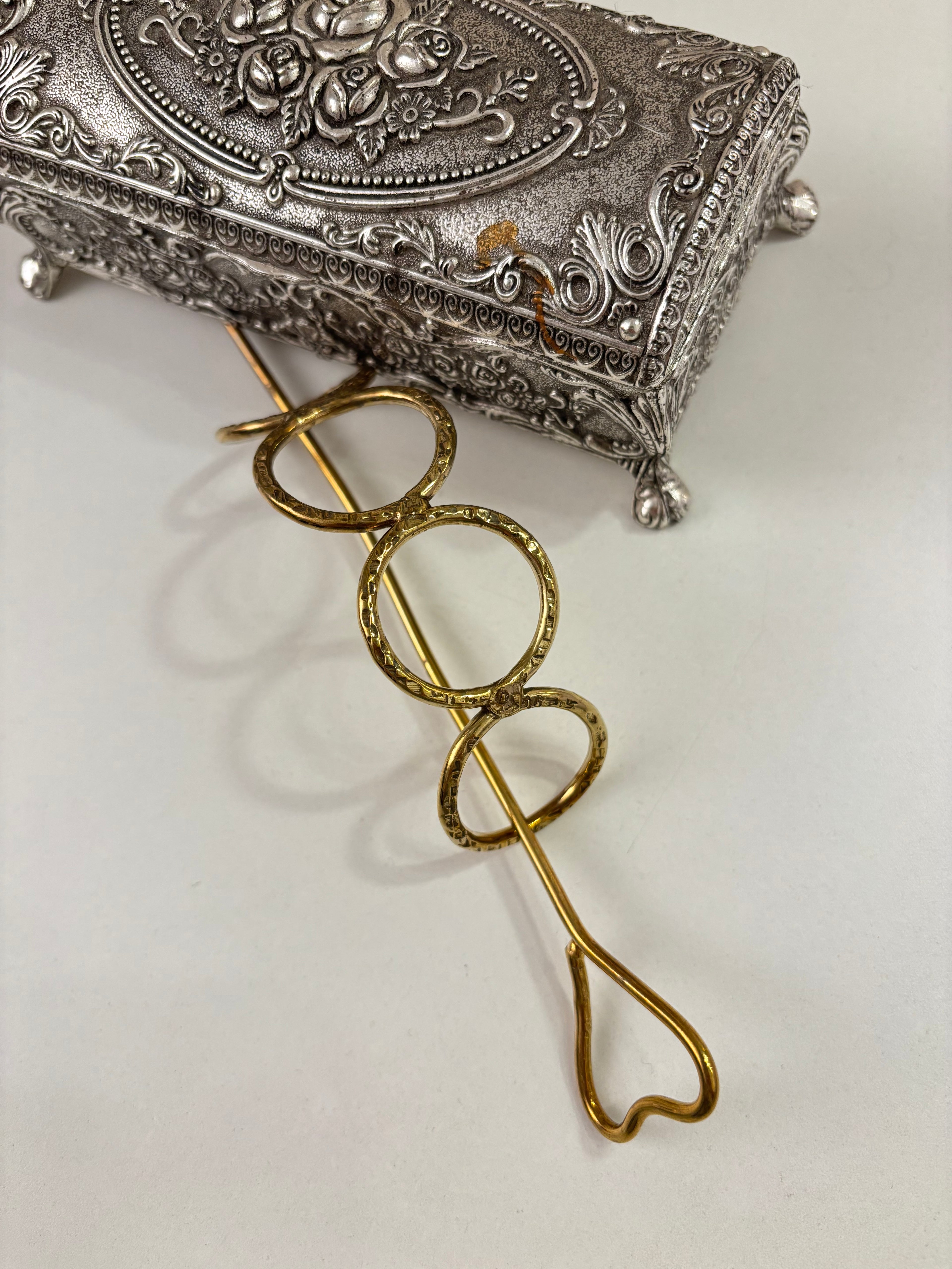 Circle Oxidised Hair Bun With Stick