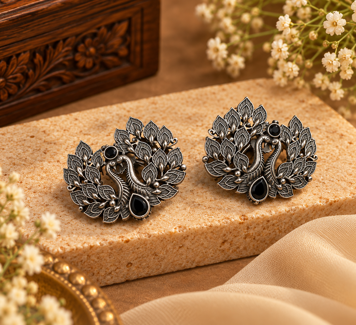 Double Swan Silver Earrings (Black)