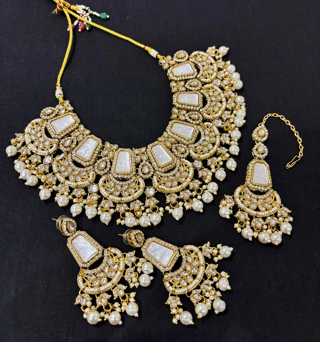 Navneet Heavy Look Necklace With Mang Tikka & Earrings ( Ivory )