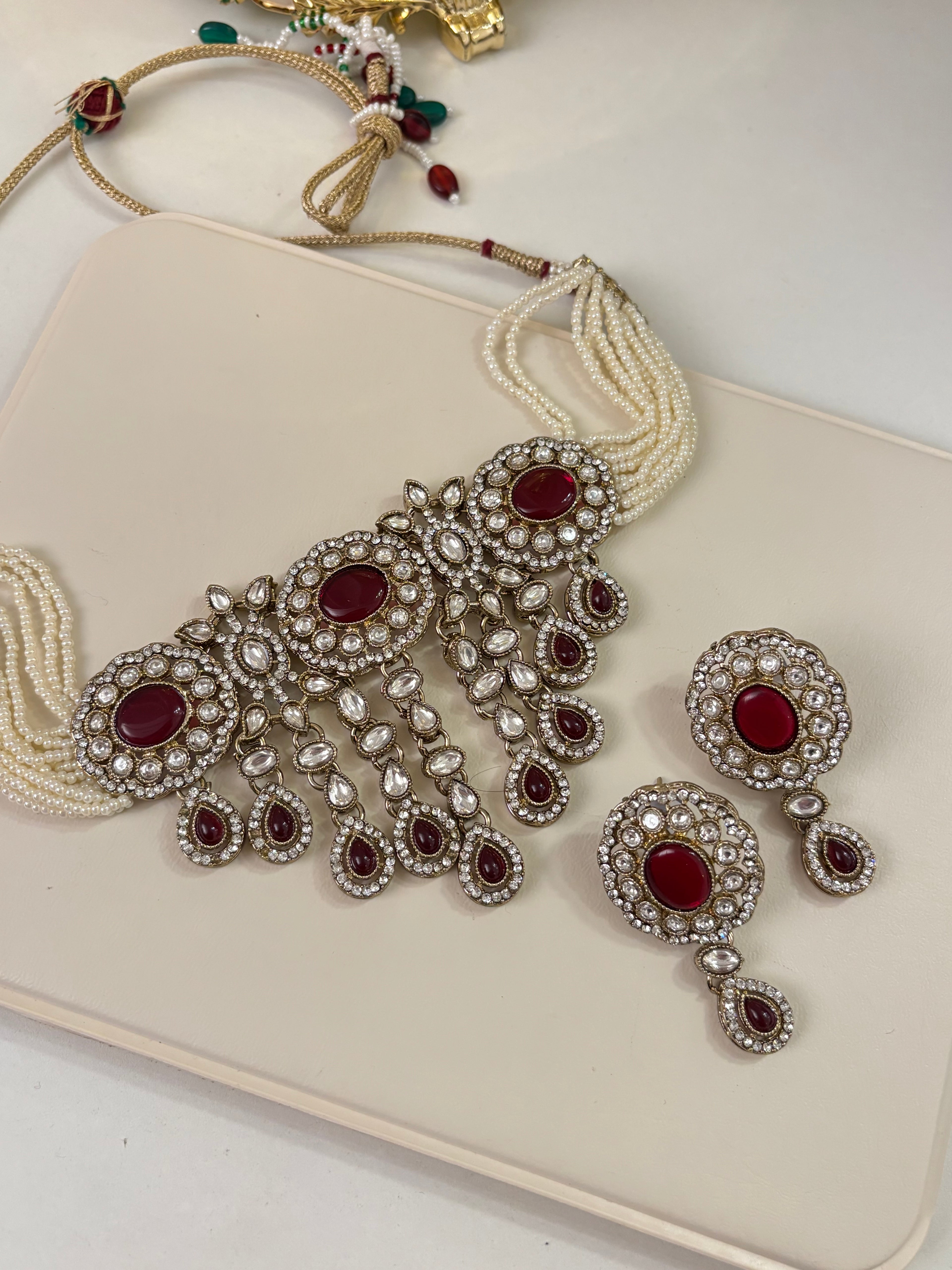Bano Maroon Necklace In Layer Touch With Earrings